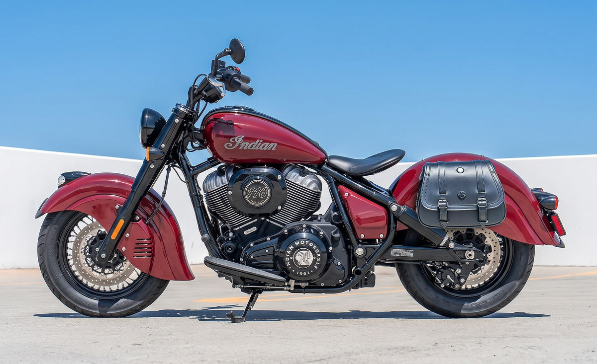25L - SpiritBlade Medium 2026 Indian Chief Vintage Leather Saddlebags Lifestyle @expand