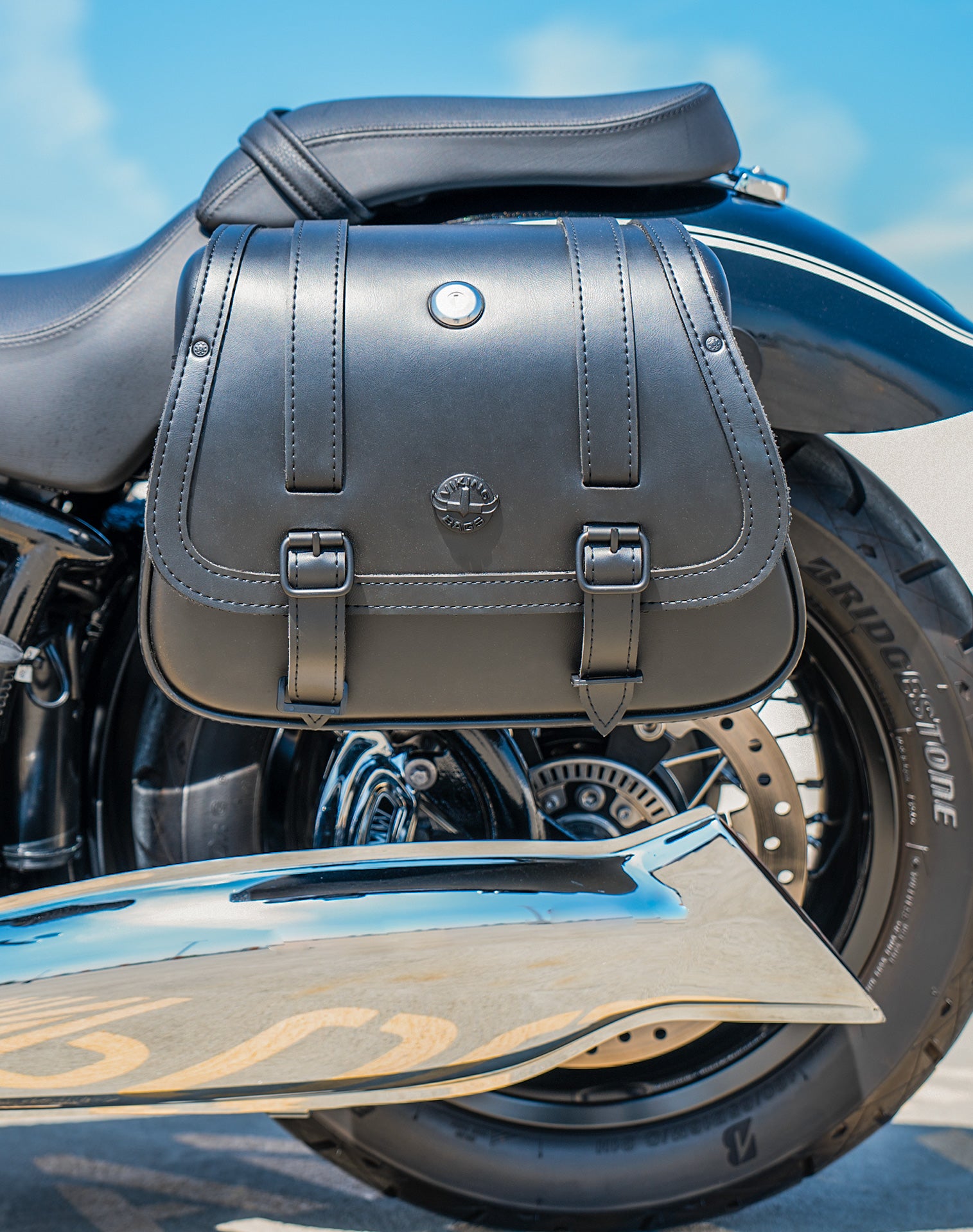 25L - SpiritBlade Large BMW R18 Leather Motorcycle Saddlebags Lifestyle Vertical