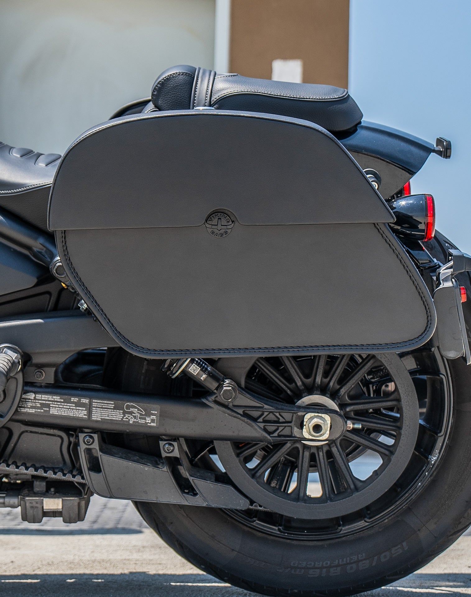 28L - Panzer Quick-Mount Medium Indian Sport Scout Motorcycle Saddlebags Life style