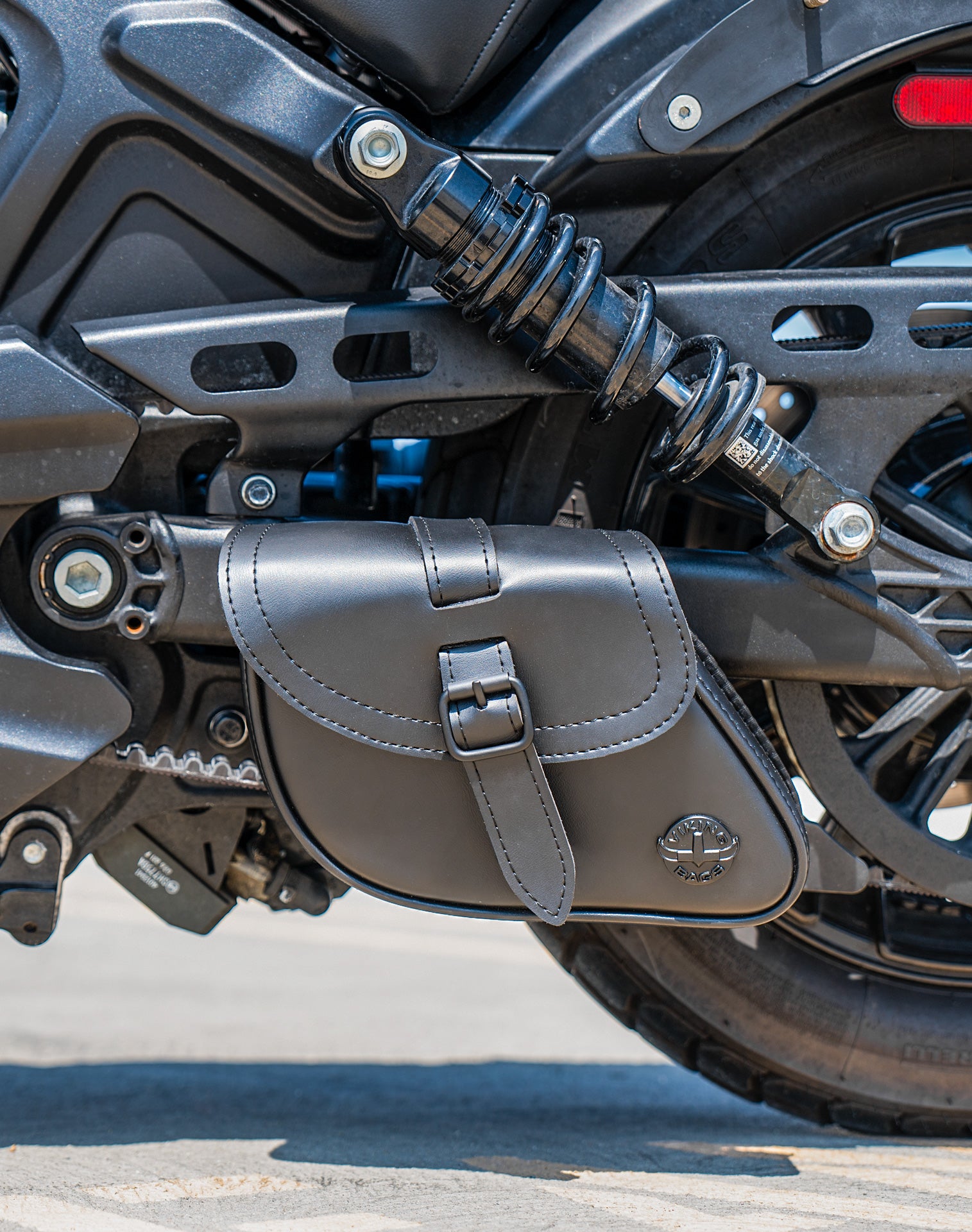 2L - Bullet Indian Scout Leather Motorcycle Swingarm Bag (Left Only)