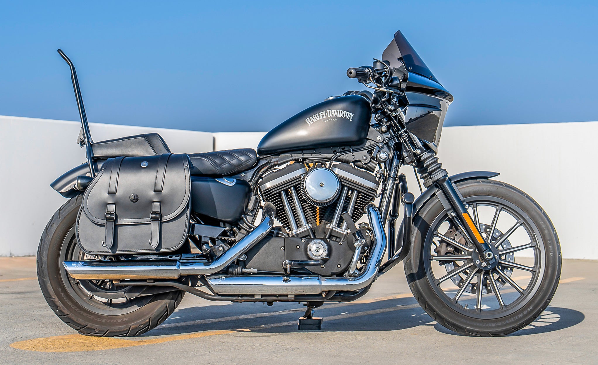 ボブディラン Viking 30L Ghost Large Quick Mount Harley Sportster 883 Iron