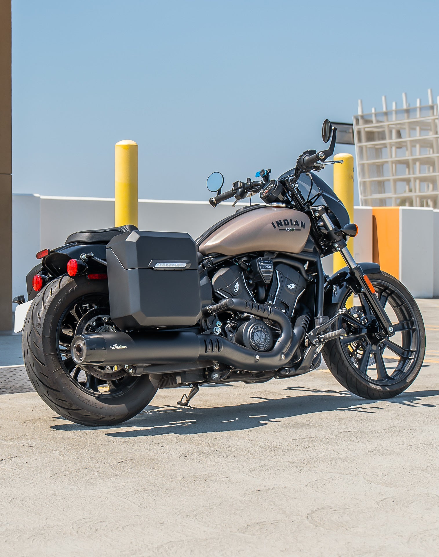 30L - Outlaw Quick-Mount Medium Indian 101 Scout Matte Hard Saddlebags Life Style 1