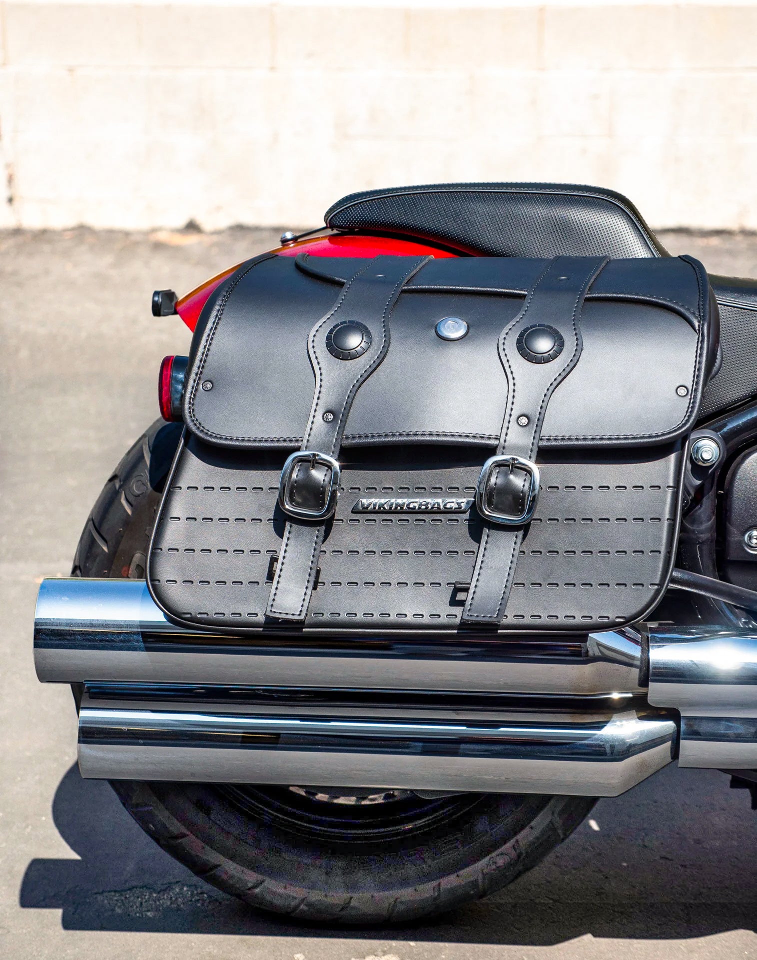 32L - ArrowHead Large (2022-24) Indian Chief Bobber Motorcycle Saddlebags Lifestyle