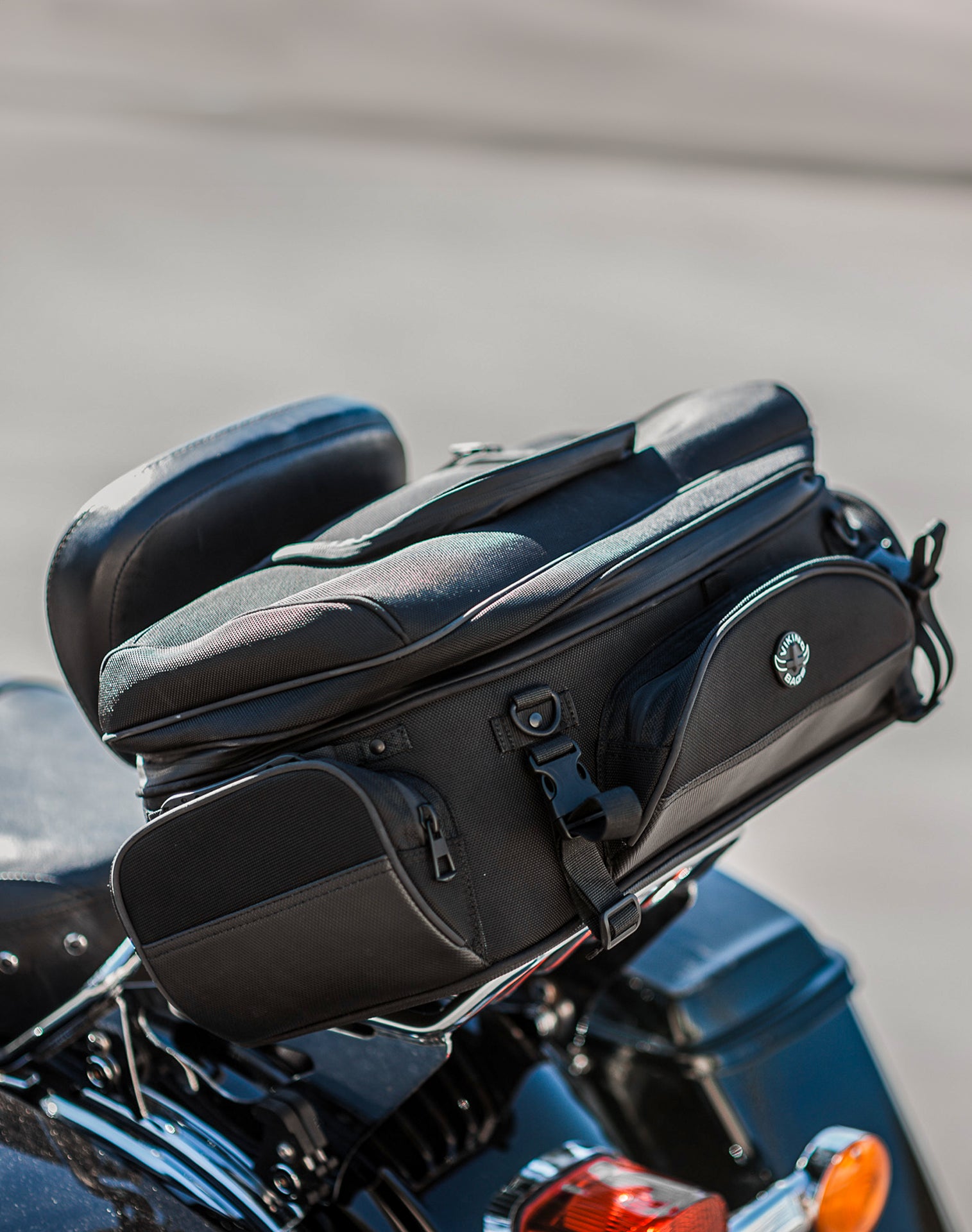 43L - Voyage Elite XL Motorcycle Sissy Bar Bag for Harley Davidson