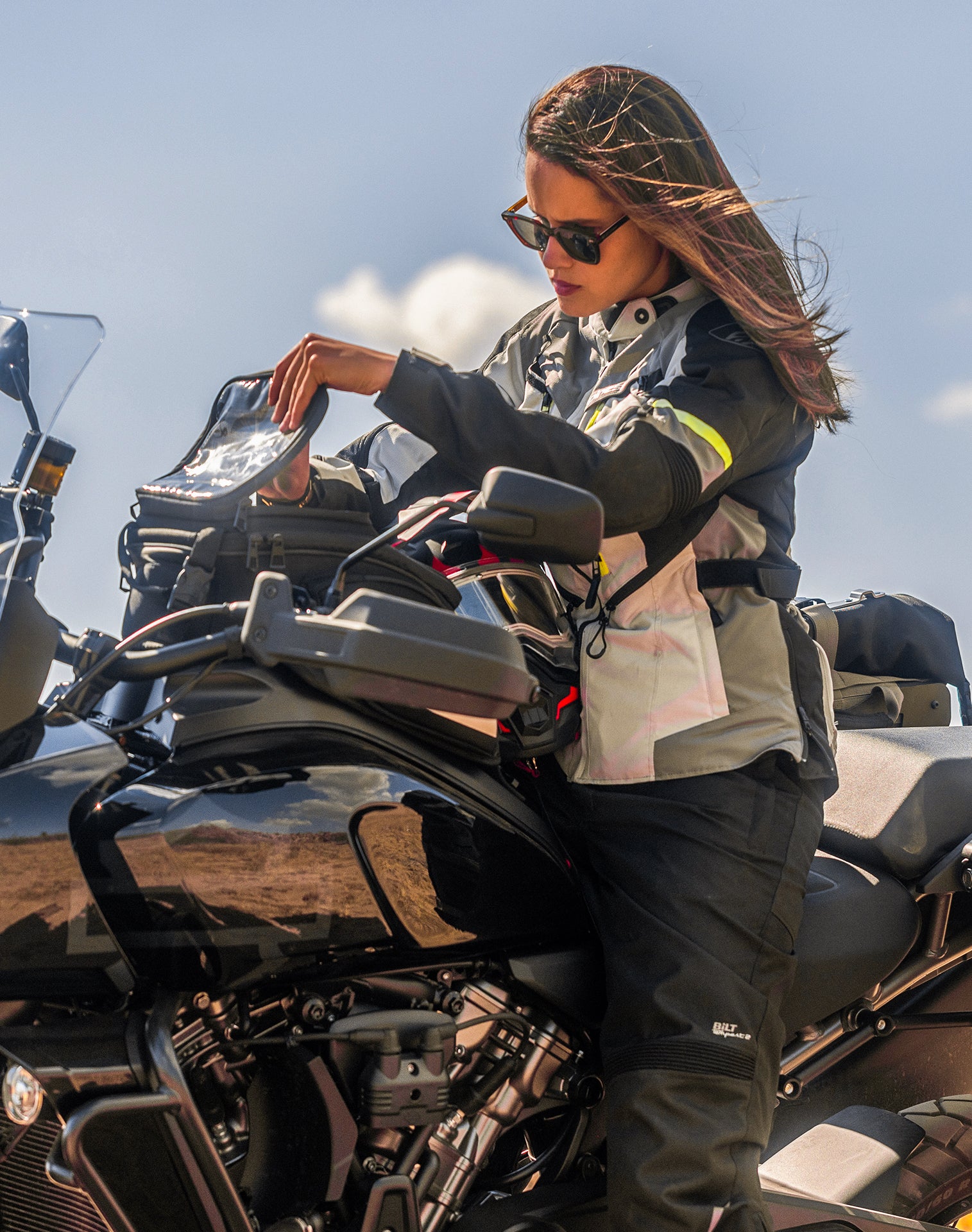 Viking Seeker Motorcycle Tank Bag for Harley Pan America