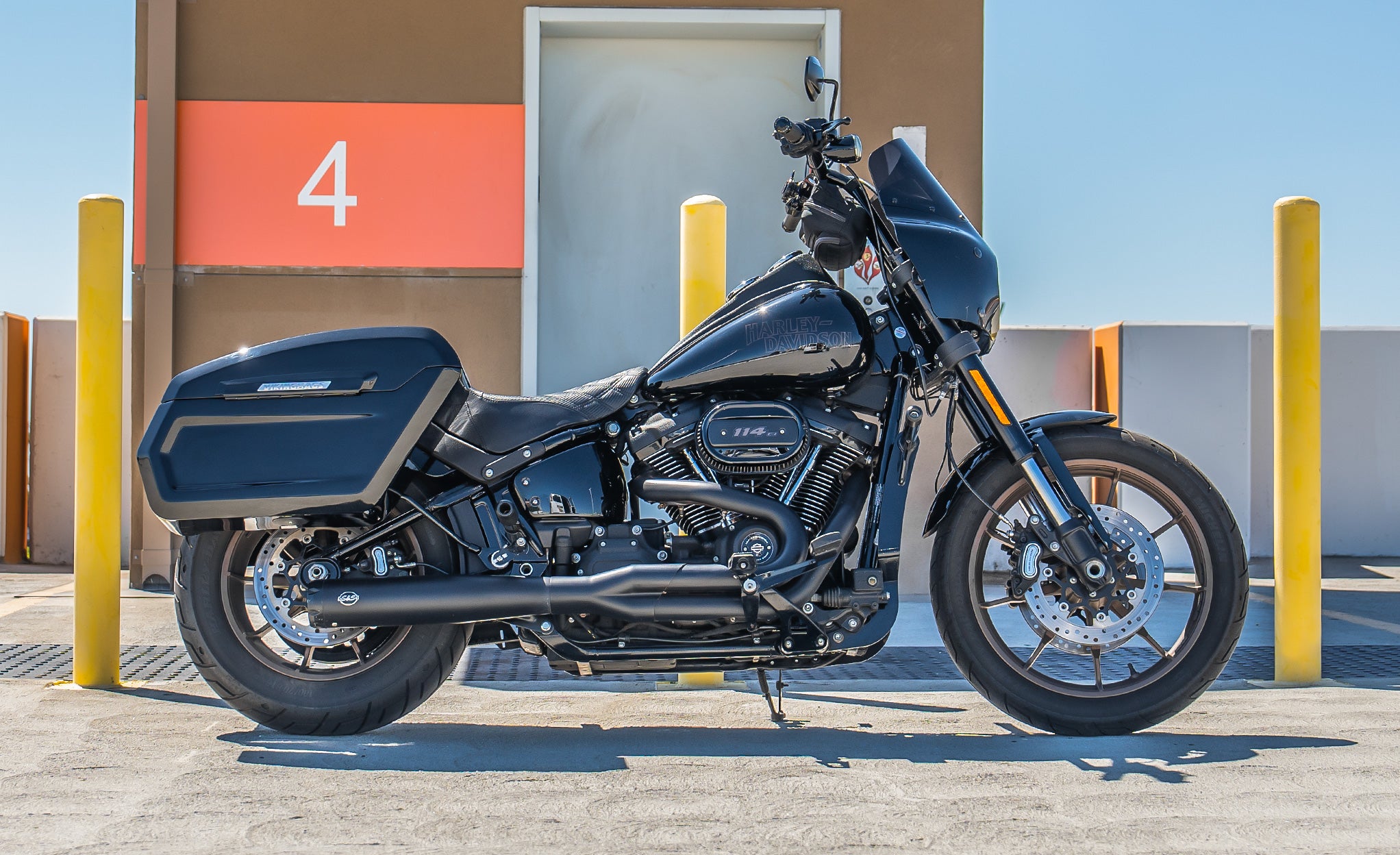 56L - Titan XL Quick-Mount Painted Hard Saddlebags for Harley Softail Low Rider S FXLRS @expand