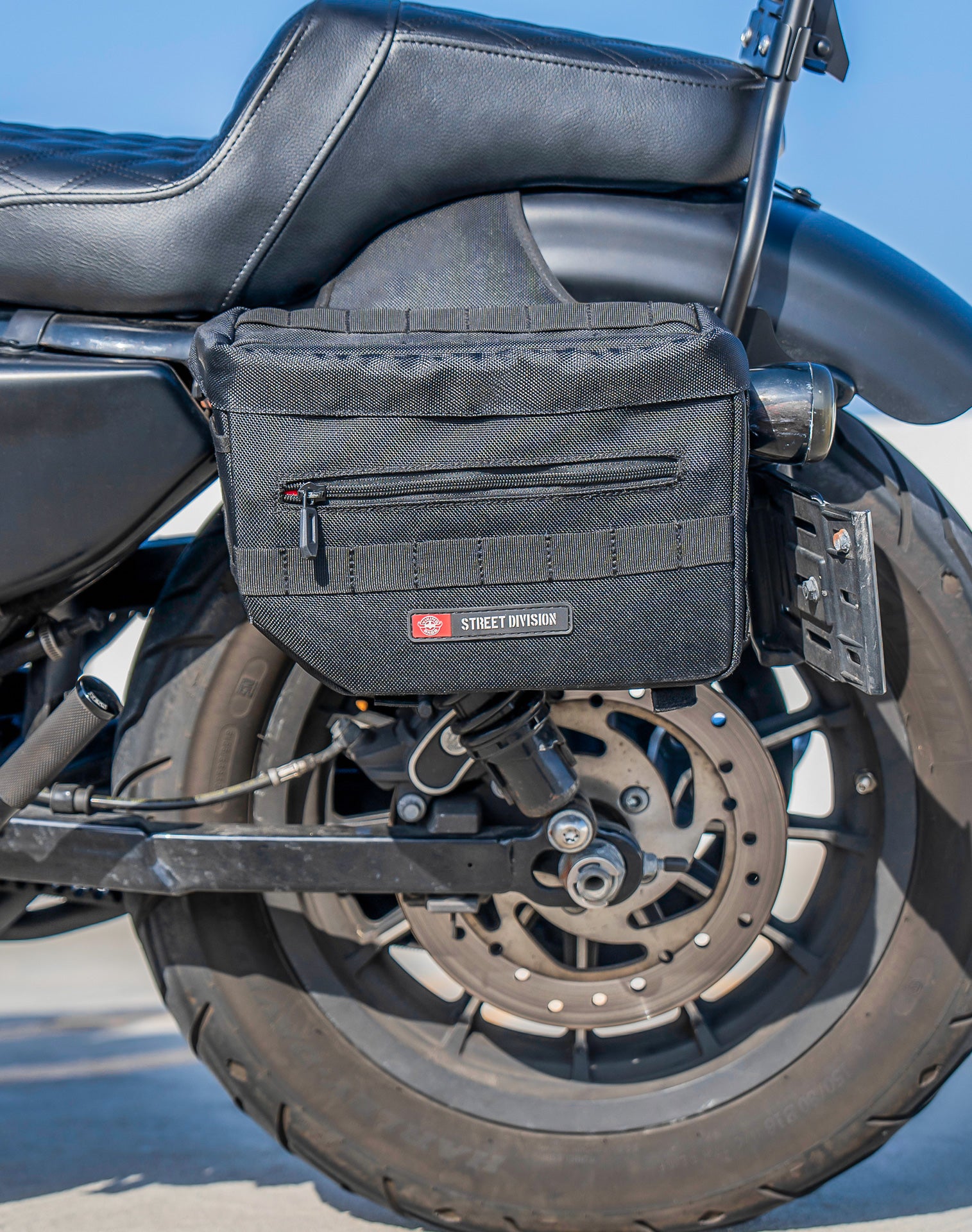 8L - Patriot Small Throw Over Saddlebags for Harley Sportster 883 Iron XL883N Lifestyle