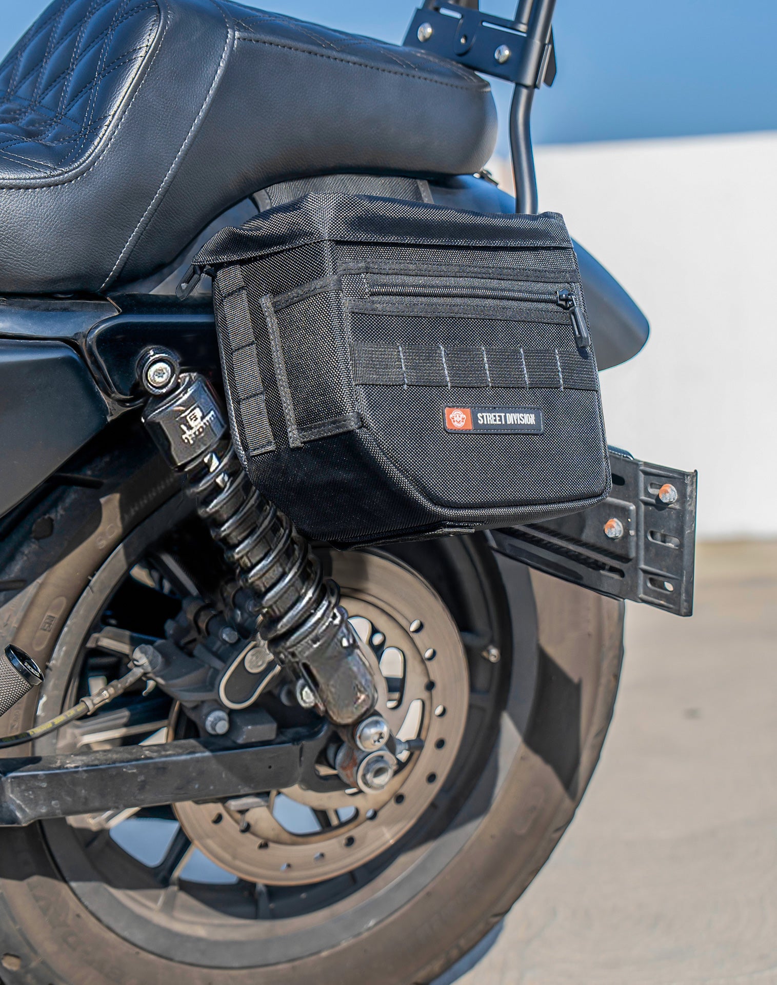 8L - Patriot Small Throw Over Saddlebags for Harley Sportster 883 Iron XL883N
