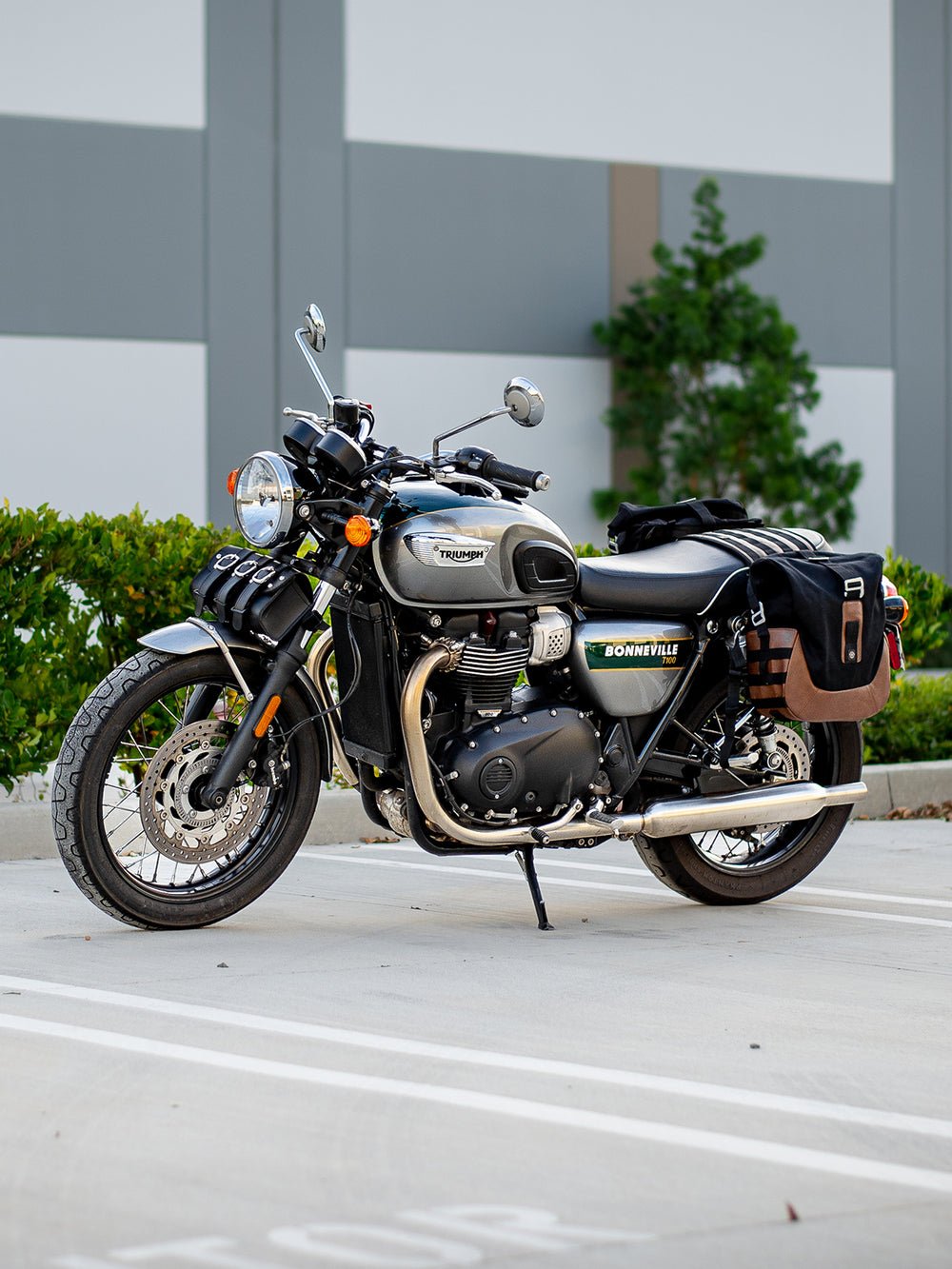 Cafe Racer Tank Bags - Best Tank Bags for Cafe Racer Motorcycles ...