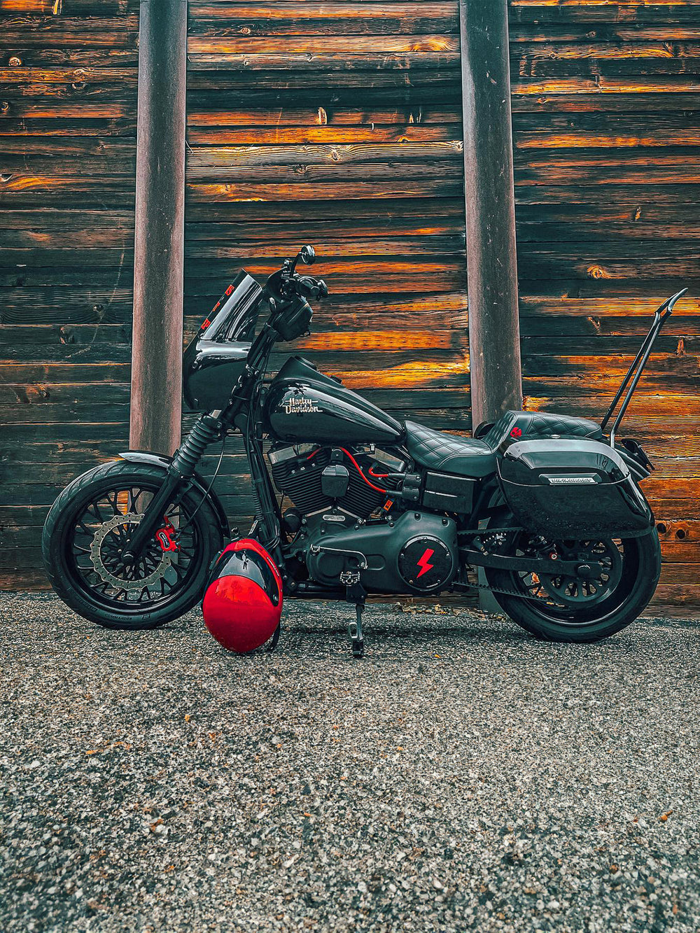 Harley Davidson Dyna Saddlebags. Hard & Leather Saddle Bags for Dyna