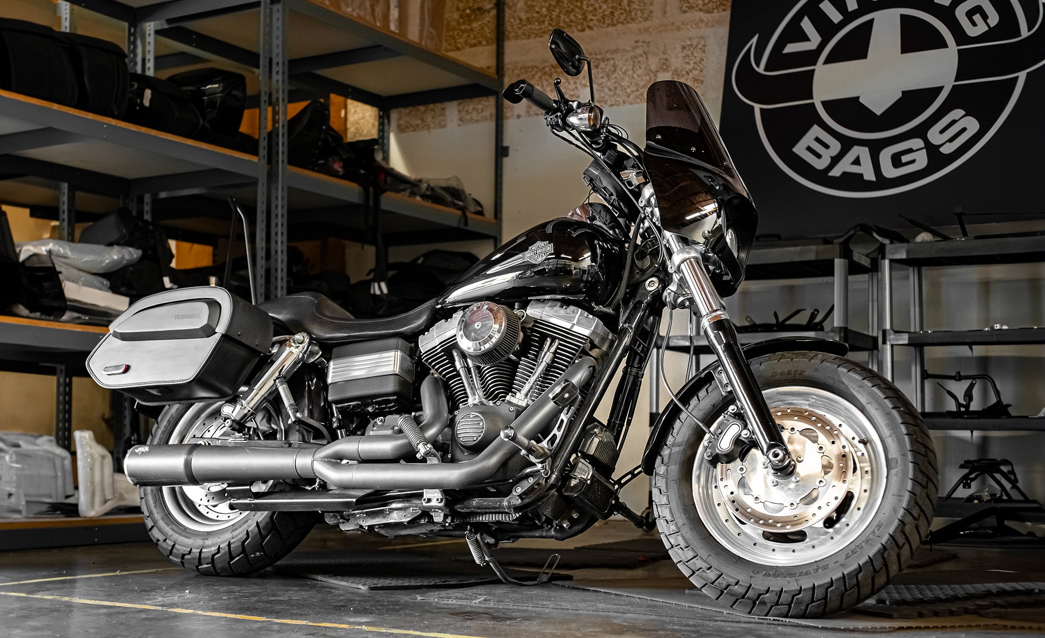 Viking Saddlebags Quick Disconnect System For Harley Davidson Dyna @expand