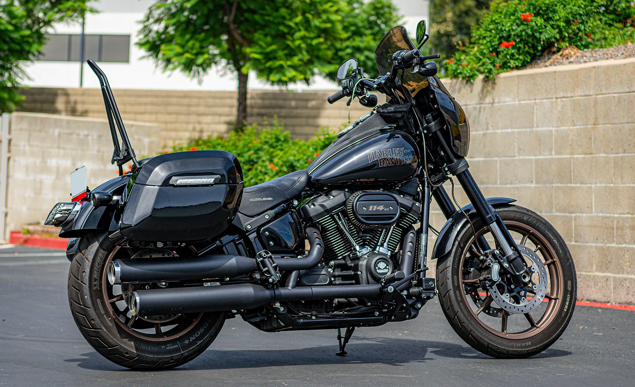 Viking Saddlebags Quick Disconnect System For Harley Davidson Softail @expand