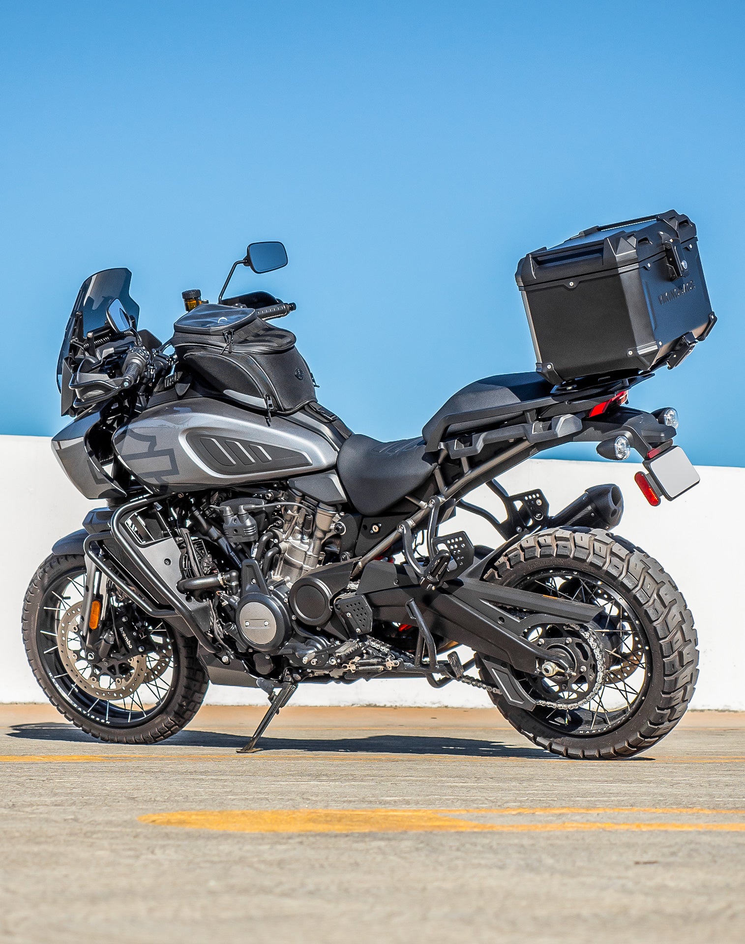 38L - Apex XL Harley Pan America RA1250/S Aluminum Top Case Black Lifestyle Image
