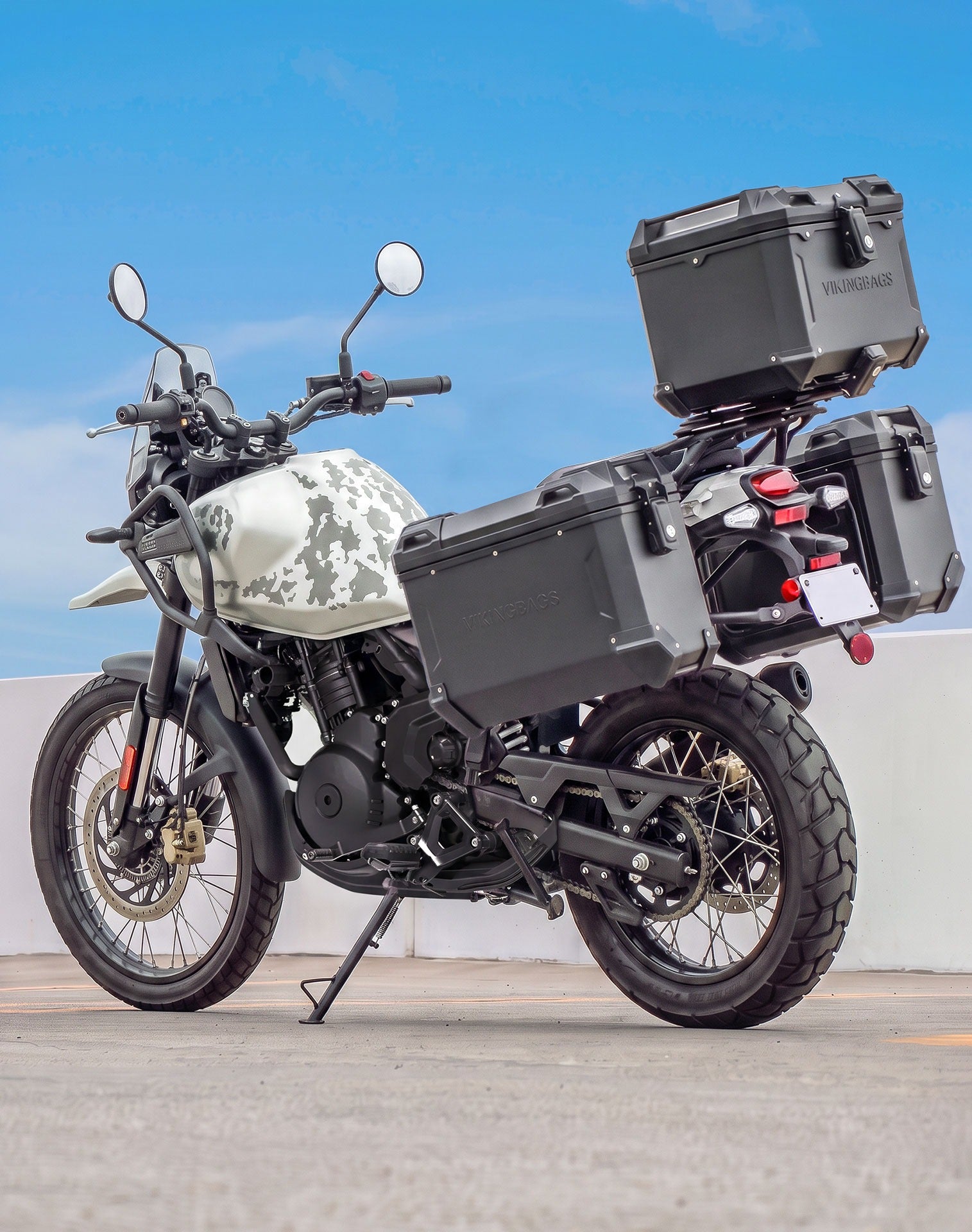 38L - Apex XL Royal Enfield Himalayan 450 Aluminum Top Case Black Lifestyle