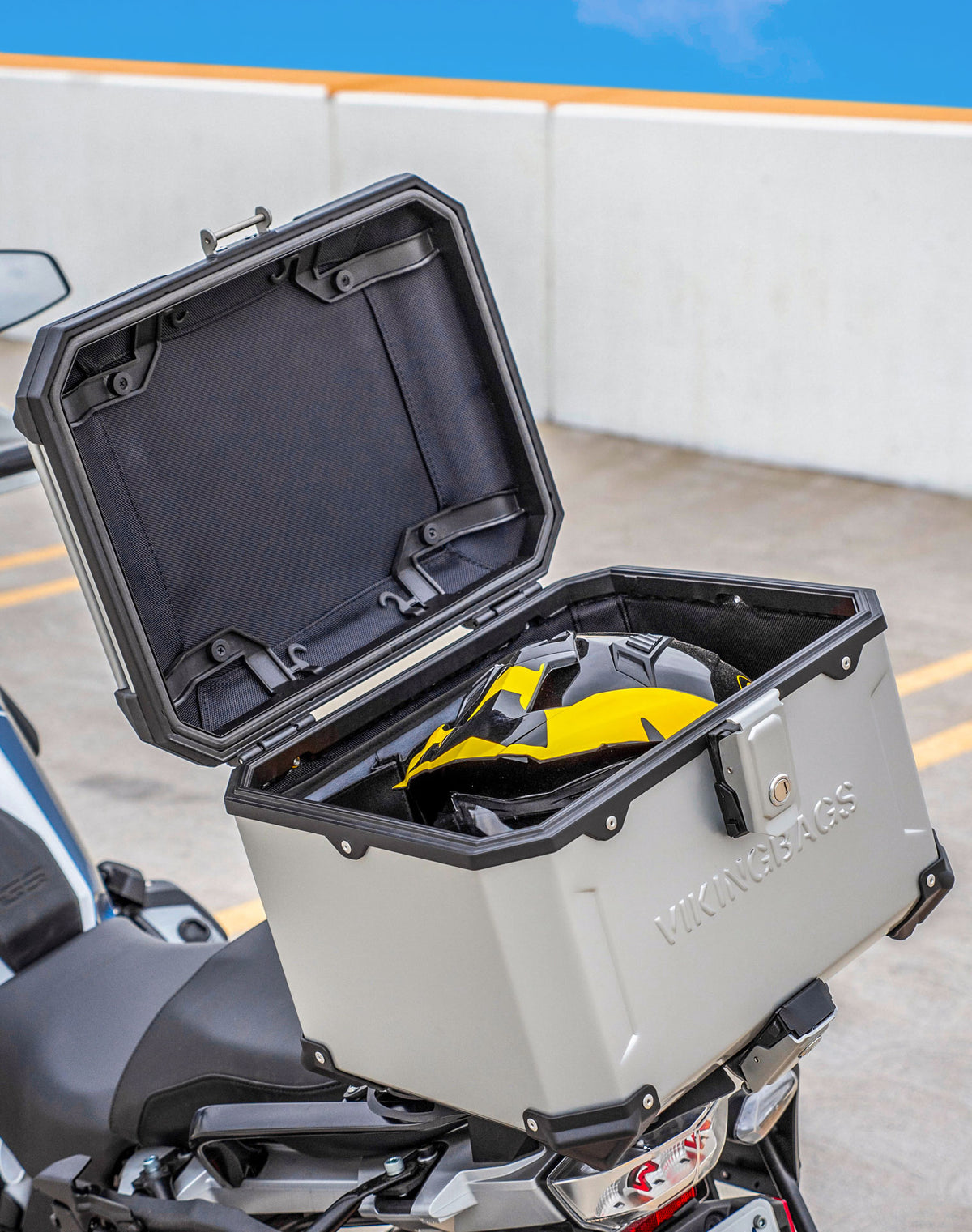 38L - Apex XL BMW R 1300 GS Aluminum Top Case Silver Lifestyle