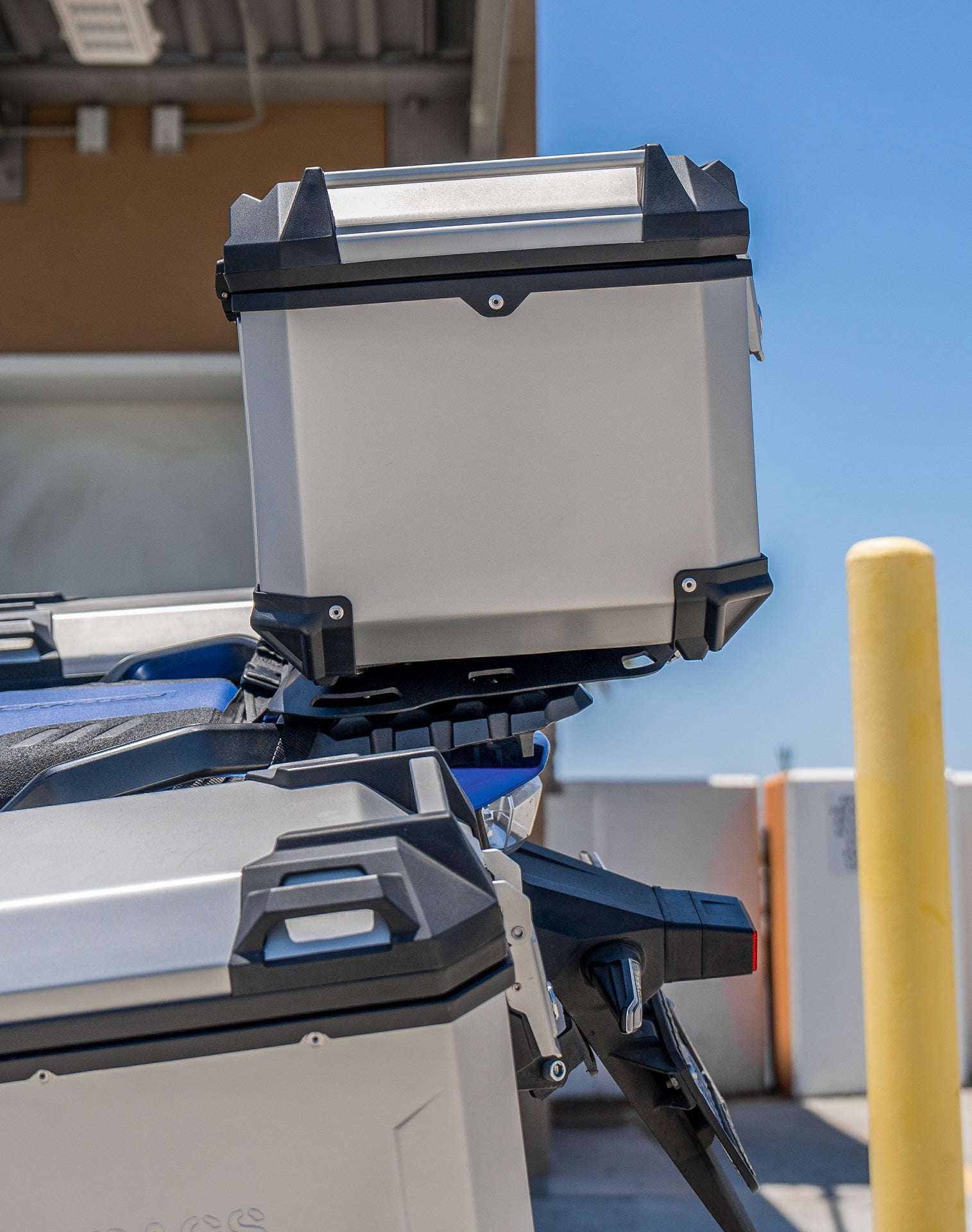 38L - Apex XL Suzuki V-Strom 1050 Aluminum Top Case Silver v3