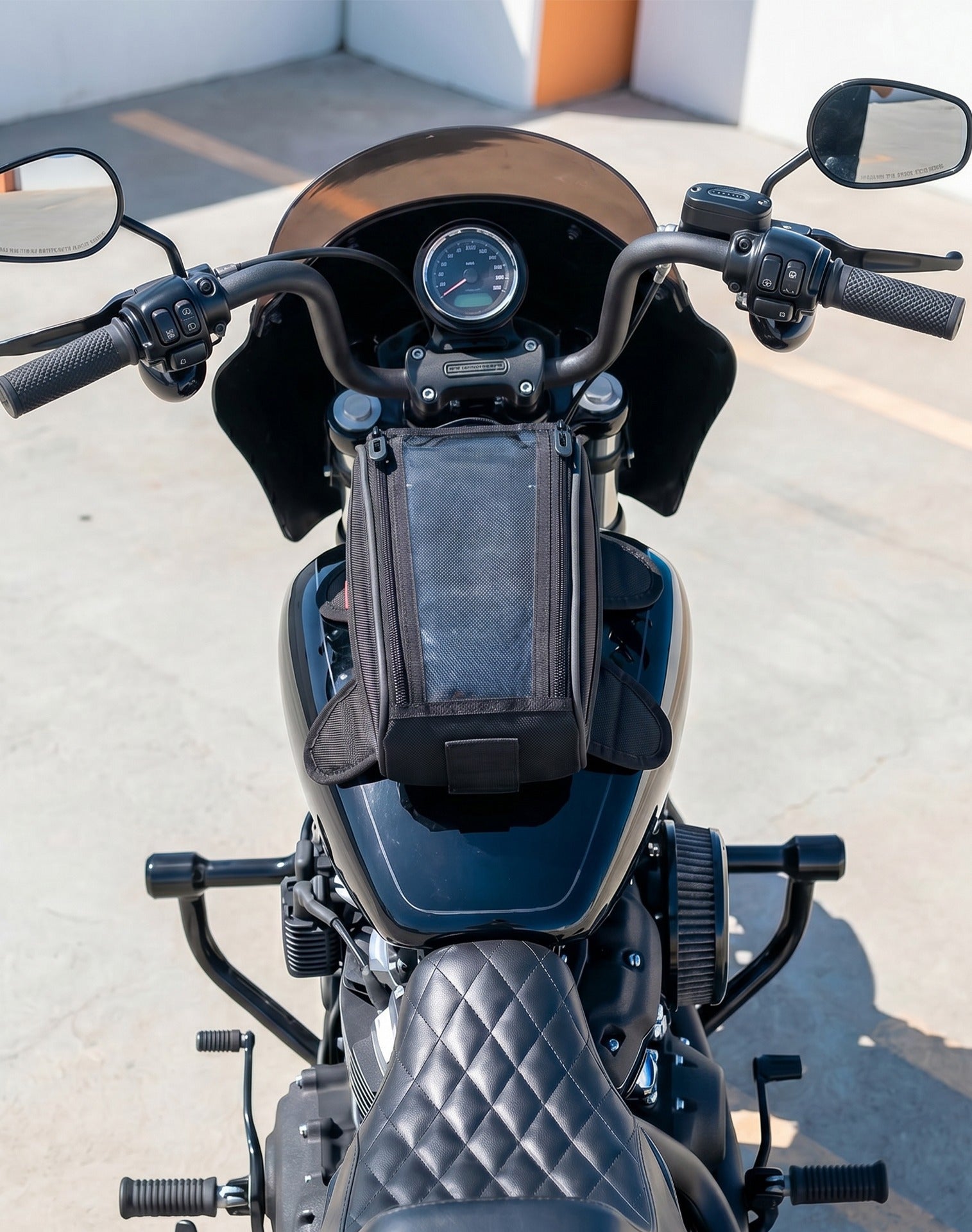 4L - Atlas Magnetic Ducati Motorcycle Tank Bag