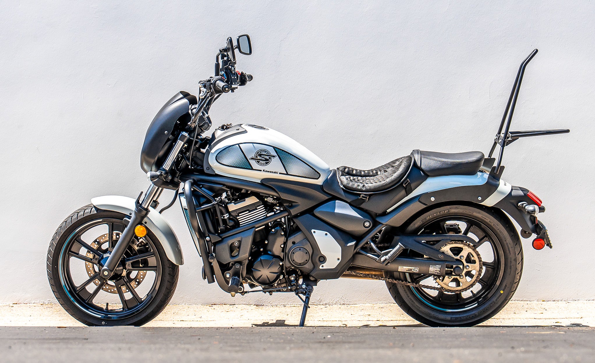 Viking Battleborn Kawasaki Vulcan S VN650 Crash Bar/Engine Guard Matte Black Lifestyle @expand