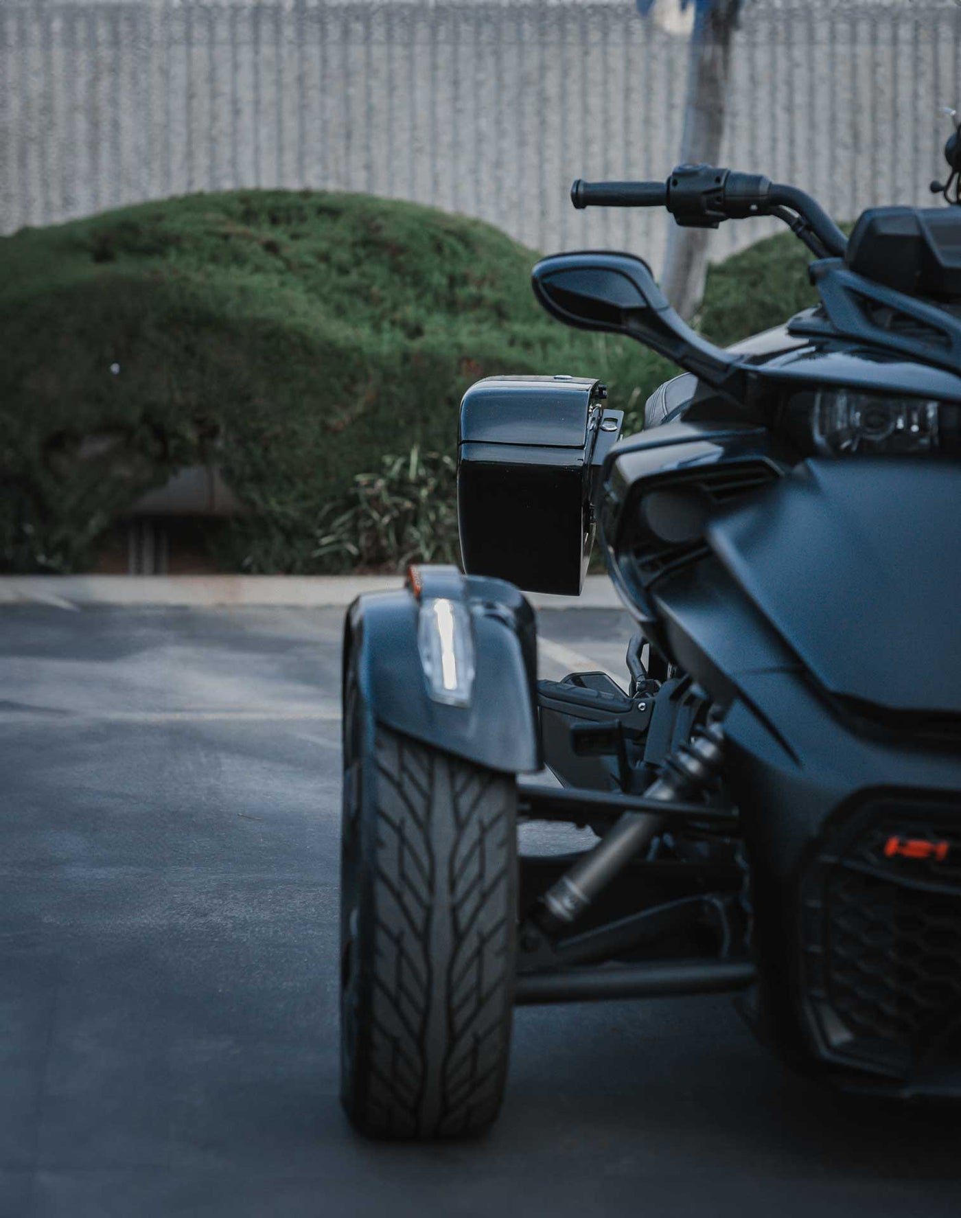 CAN AM Spyder F3 Saddlebags. Best Saddlebags for BRP CAN AM Spyder F3