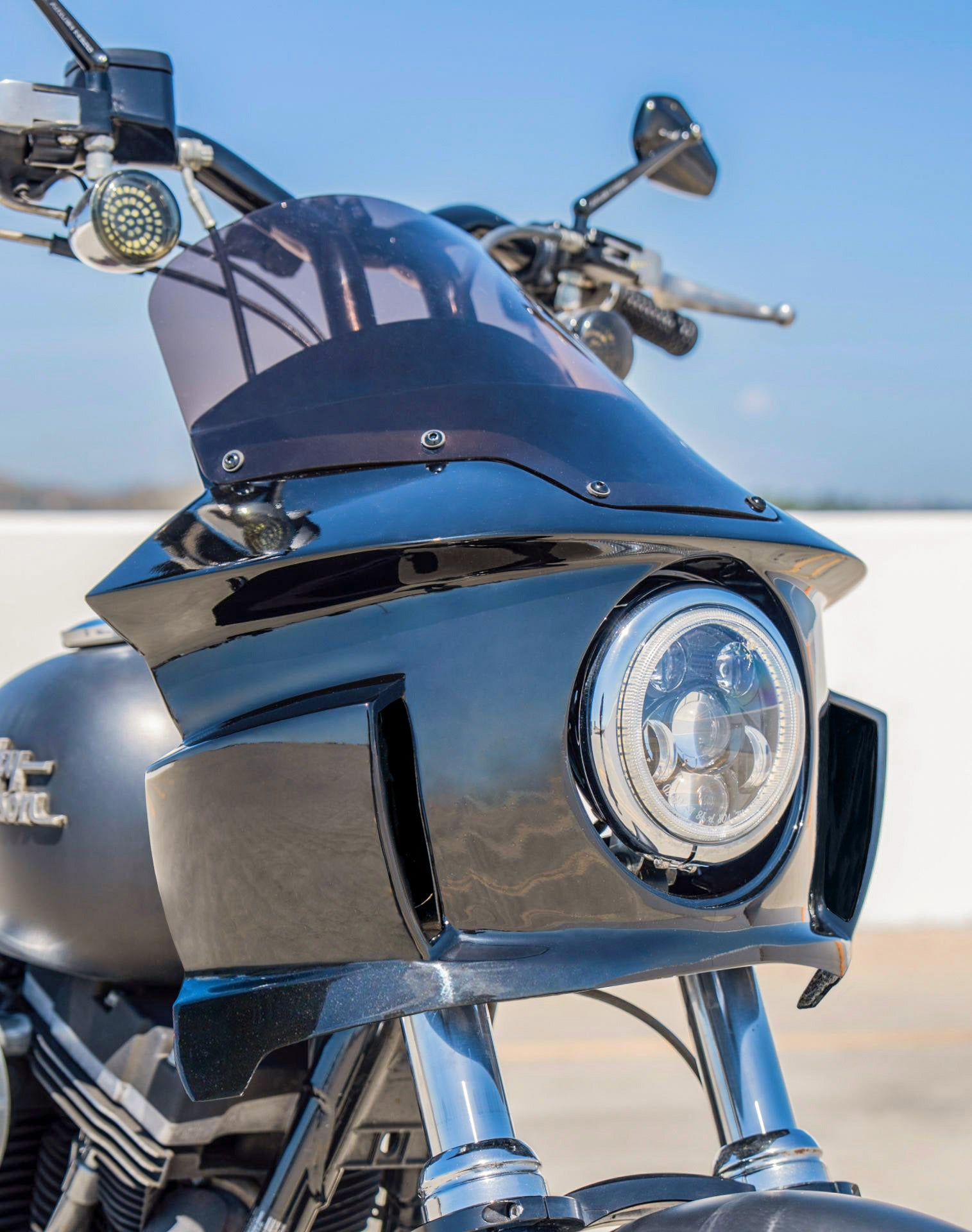 Viking Darkin Motorcycle Fairing for Harley Dyna Super Glide Custom FXDC/I Gloss Black Lifestyle