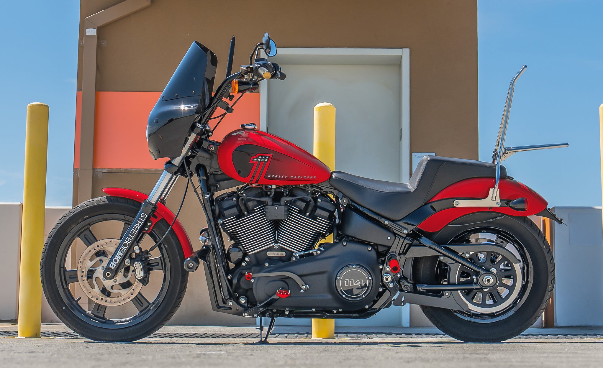 Viking Dominion Crash Bar/ Engine Guard for Harley Softail Low Rider S FXLRS Gloss Black Lifestyle @expand