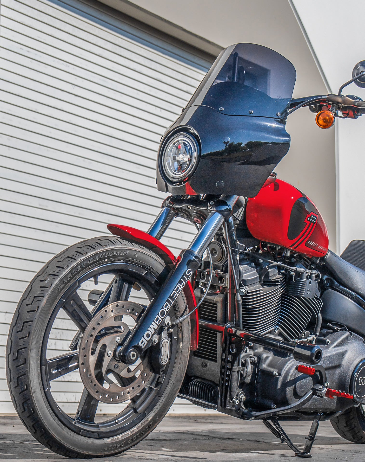 Viking Dominion Crash Bar/ Engine Guard for Harley Softail Low Rider ST FXLRST Gloss Black Lifestyle