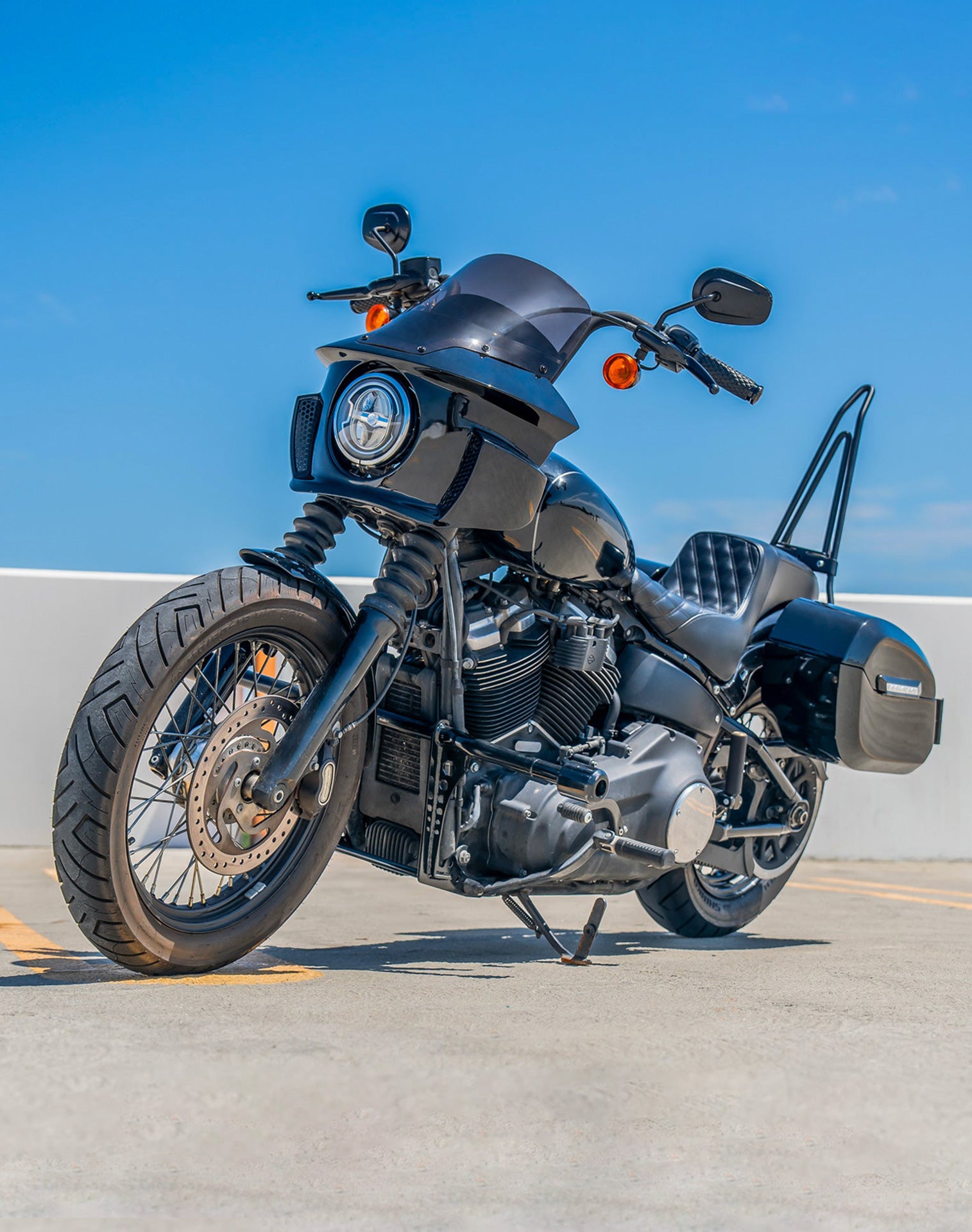 Viking Dominion Crash Bar/ Engine Guard for Harley Softail Street Bob FXBB/S Gloss Black
