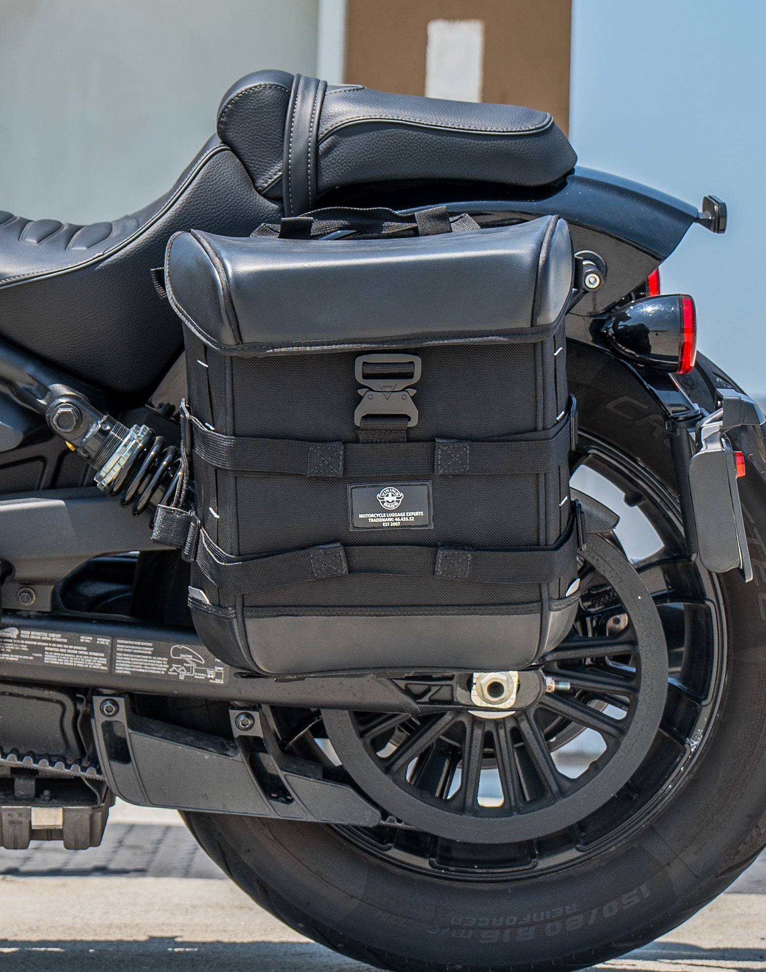 15L - Incognito Quick-Mount Medium Indian Scout Bobber Solo Saddlebag (Left Only) Life Style 2
