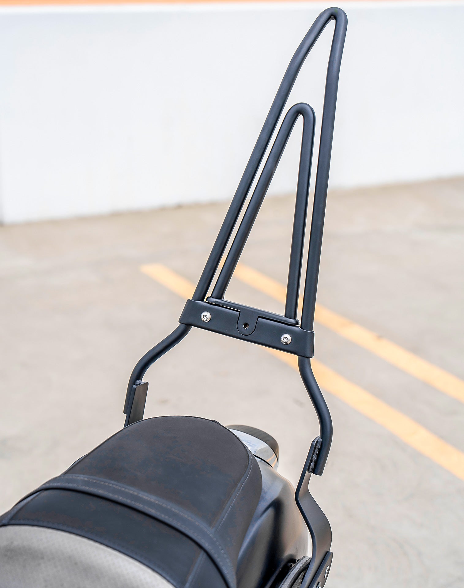 Iron Born Blade 25" Sissy Bar with Foldable Luggage Rack for Kawasaki Vulcan 900 Custom, VN900C Matte Black Lifestyle