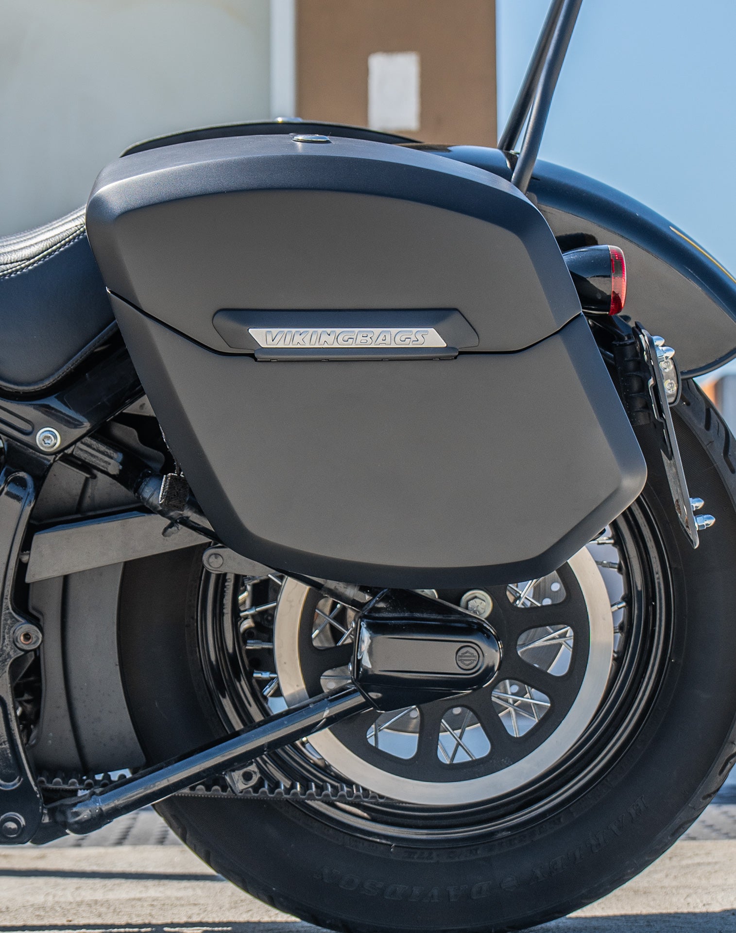 Viking 24L Ironclad Quick-Mount Harley Softail Slim FLS Matte Hard