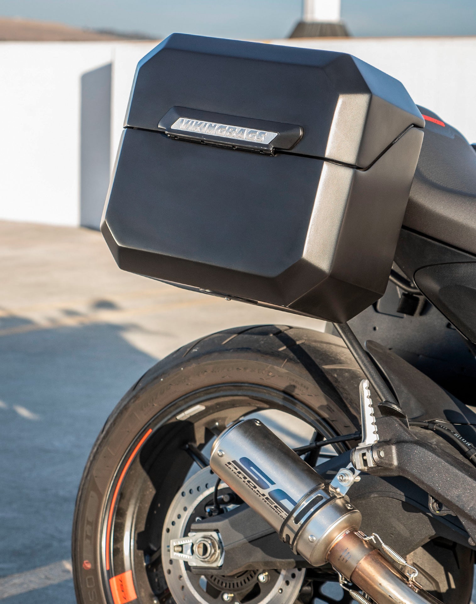 20L - Outlaw Quick-Mount Small Ducati Monster 797 Matte Hard Saddlebags Life style 4