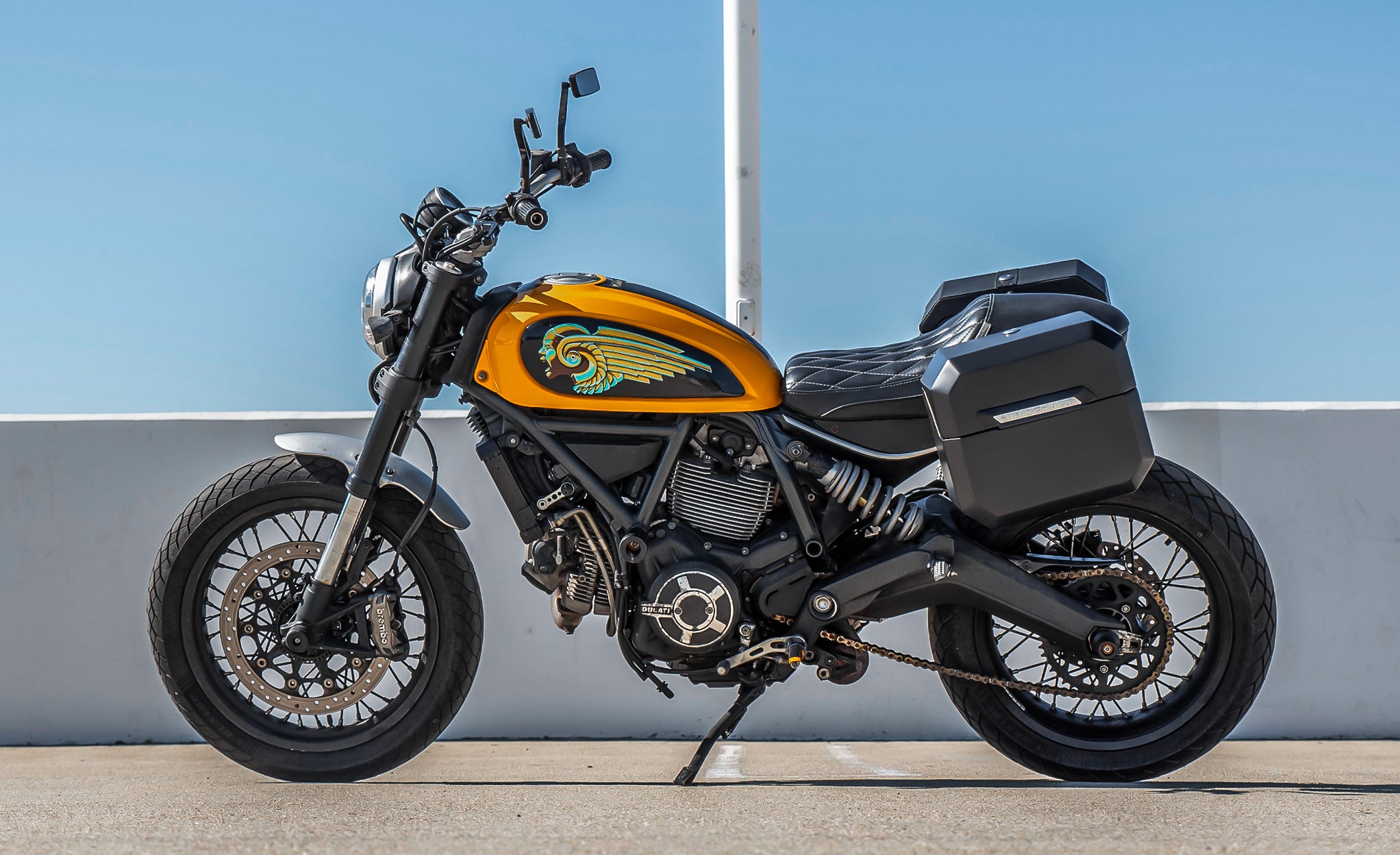 20L - Outlaw Quick-Mount Small Ducati Scrambler (2014-17) Matte Hard Saddlebags Life Style Photo @expand