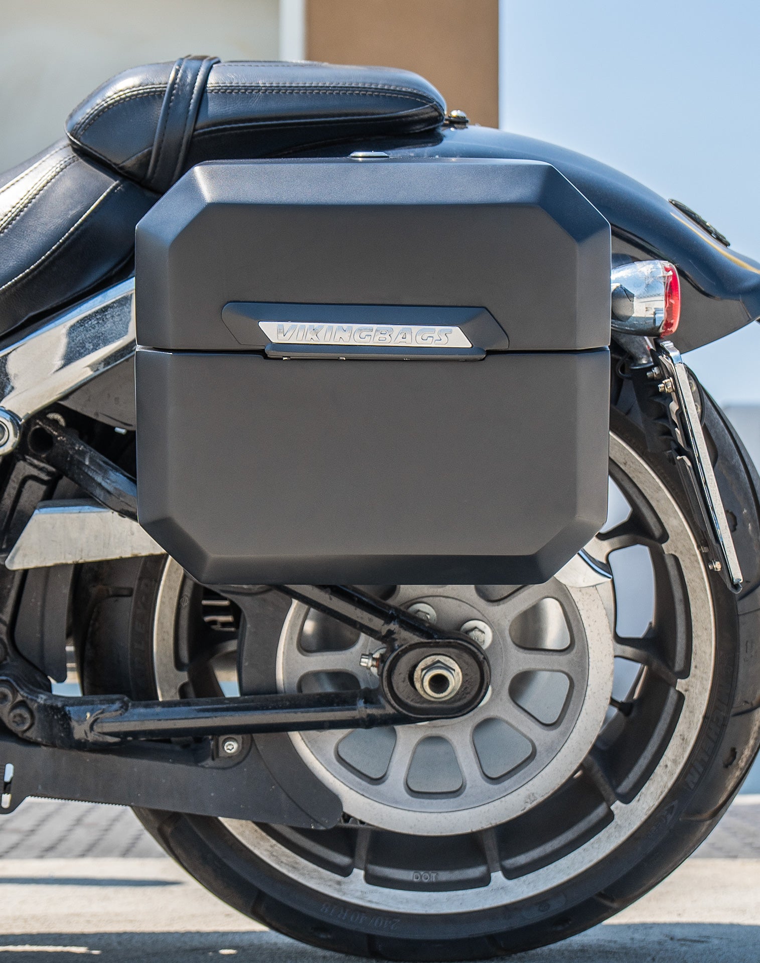 20L - Outlaw Quick-Mount Small Harley Softail Fat Boy FLFB/S Matte Hard Saddlebags Lifestyle 2