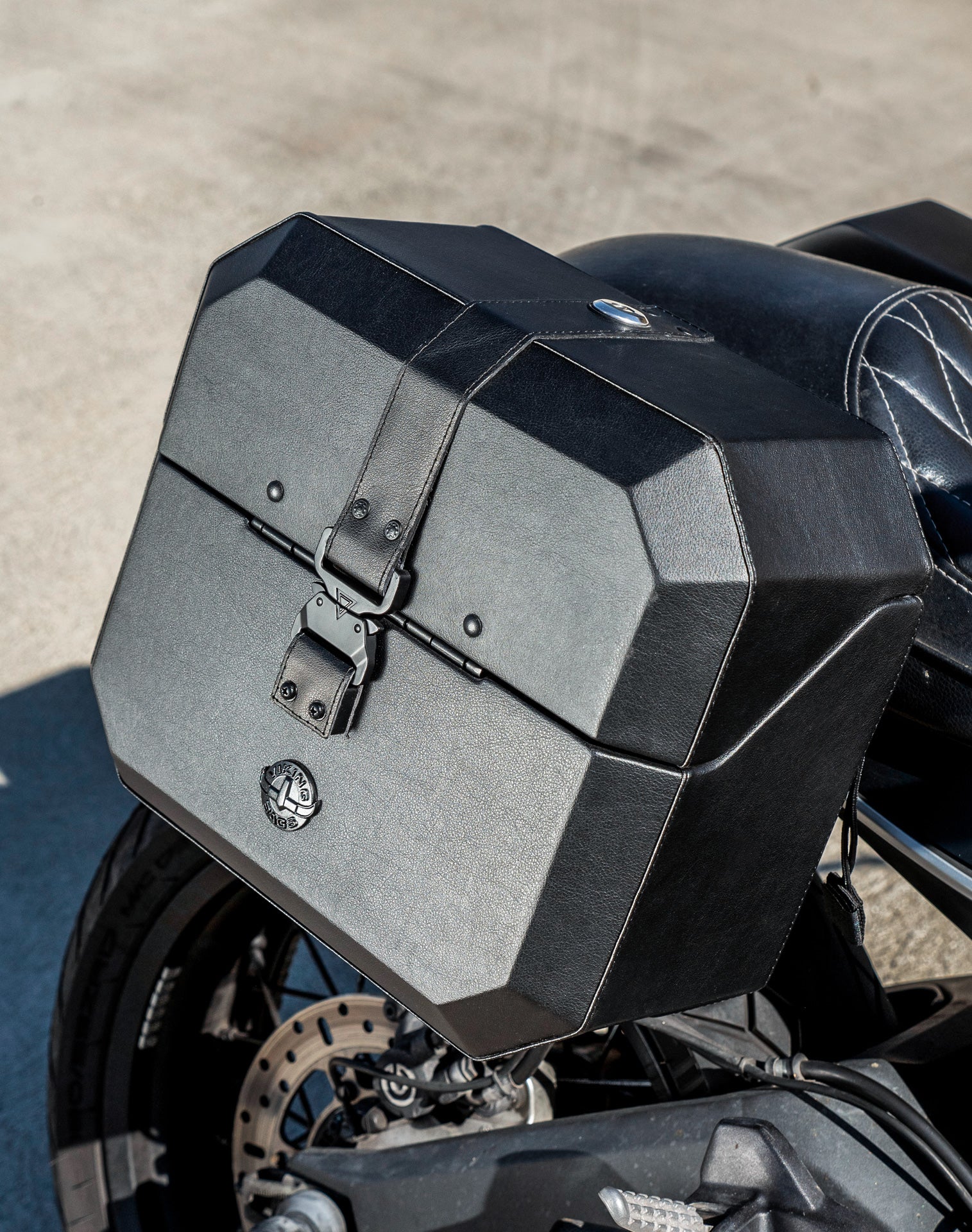 20L - Outlaw Quick-Mount Small Ducati Scrambler (2014-17) Leather Wrapped Hard Saddlebags Life Style 3