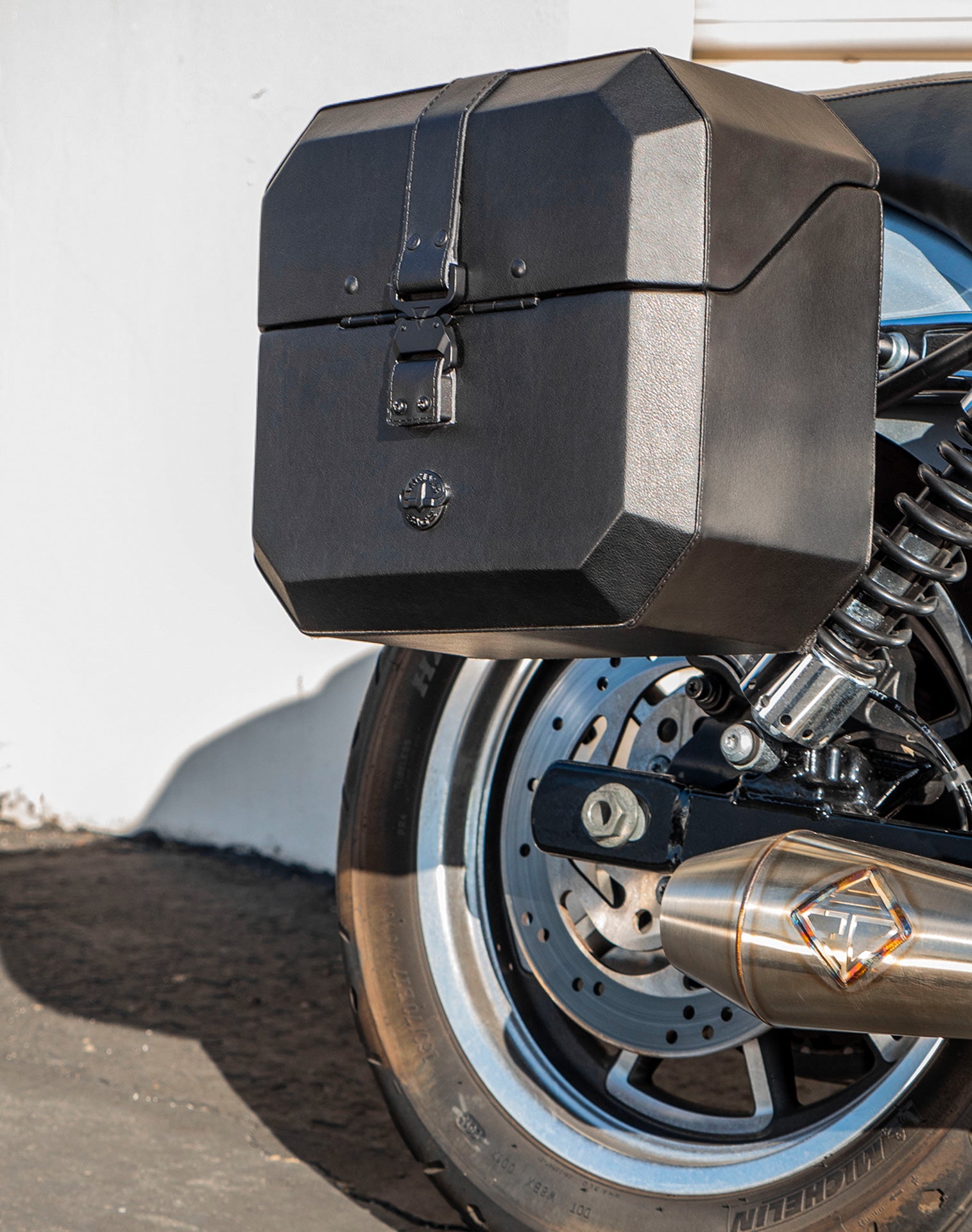 20L - Outlaw Quick-Mount Small Harley Dyna Low Rider FXDL Leather Wrapped Hard Saddlebags Life style 3