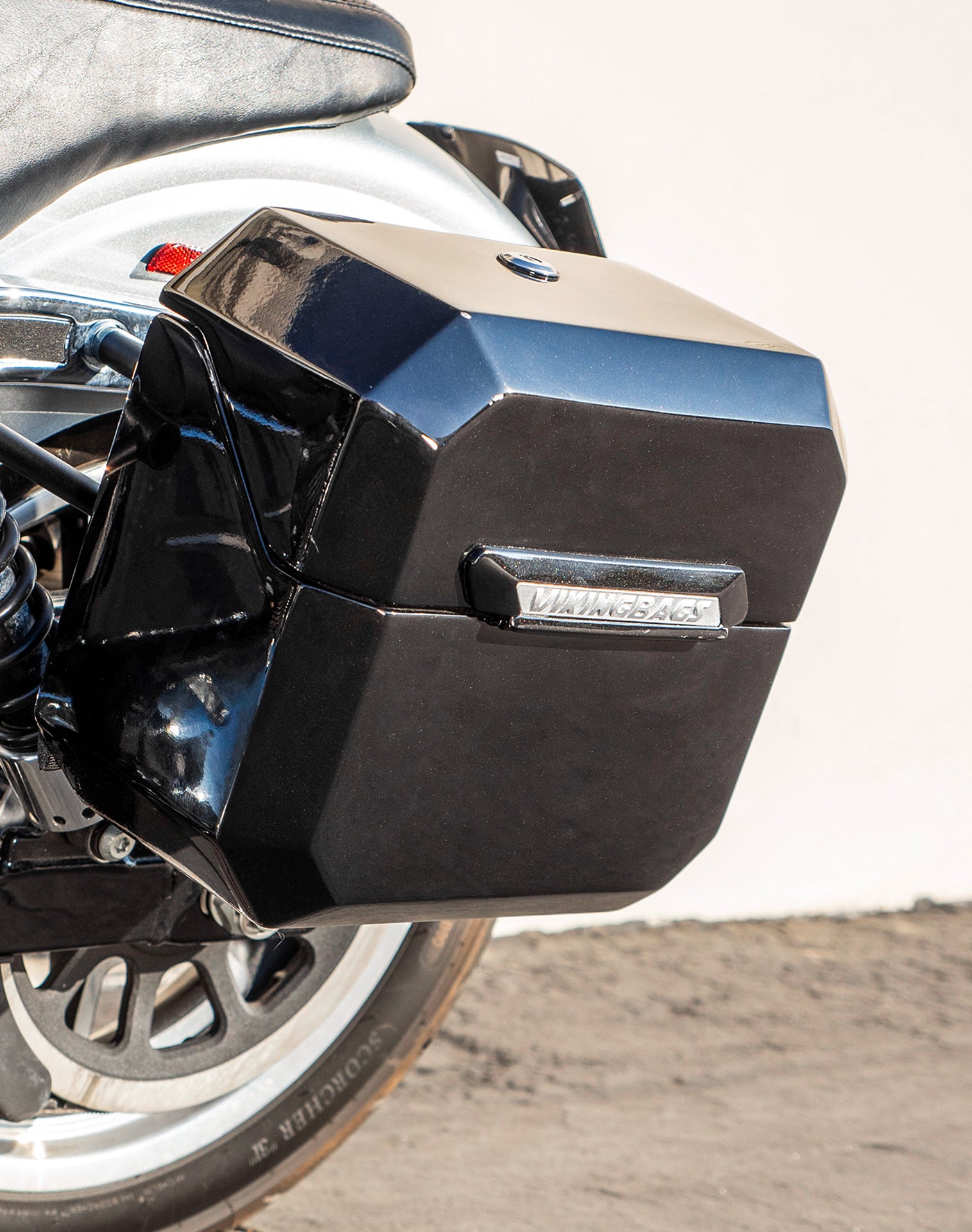 20L - Outlaw Quick-Mount Small Harley Dyna Low Rider FXDL Painted Hard Saddlebags Life style 2