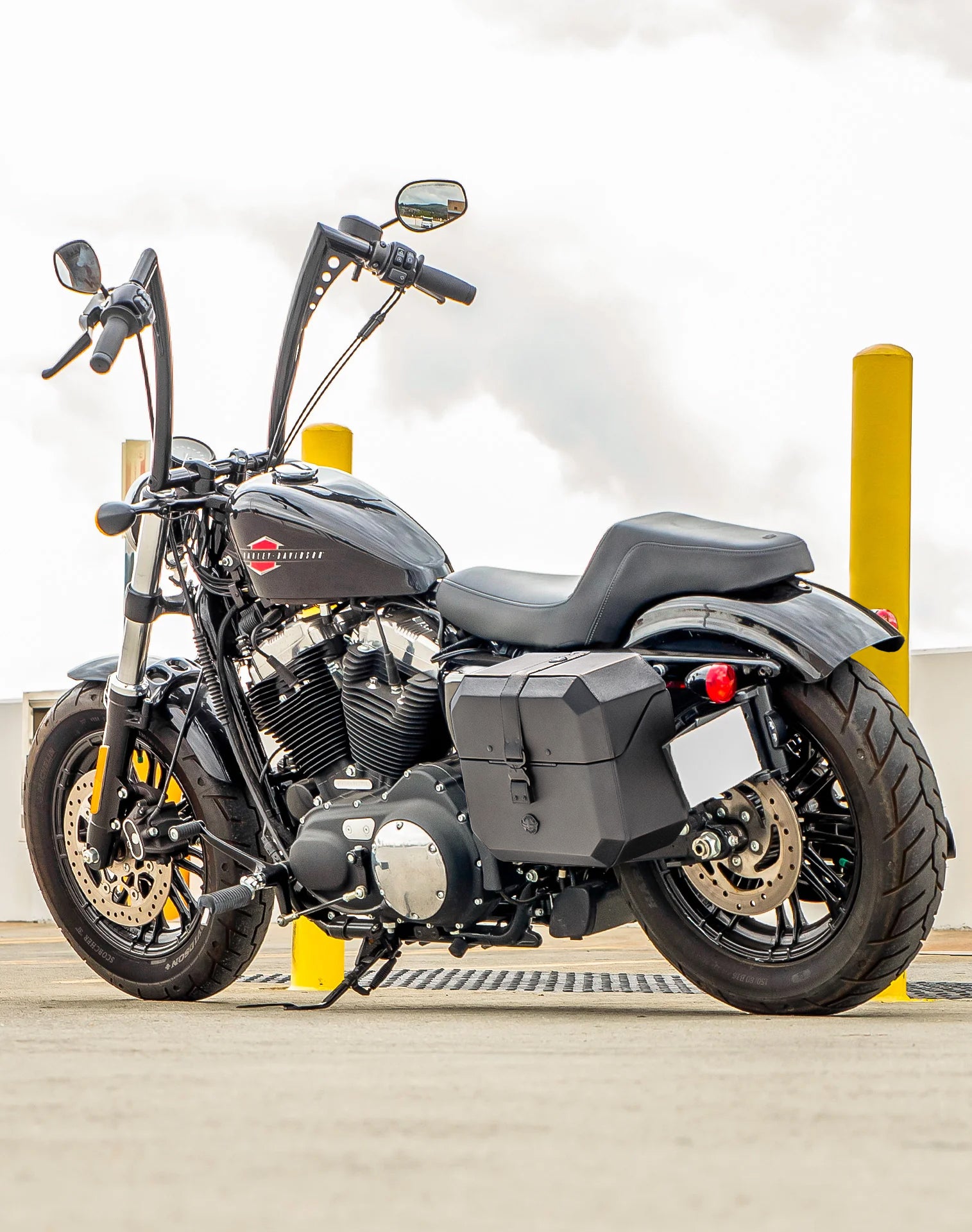  20L - Outlaw Quick-Mount Small Harley Sportster Forty Eight 48 Leather Wrapped Hard Saddlebags Life style 1