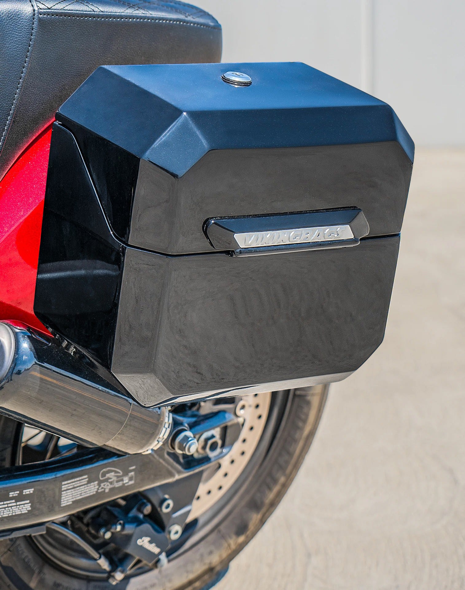 20L - Outlaw Quick-Mount Small Indian Chief Painted Hard Saddlebags Life Style Photo