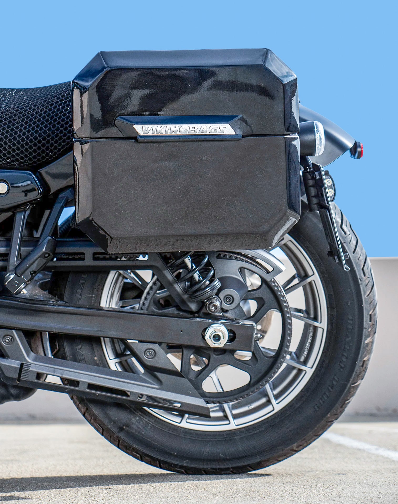 20L - Outlaw Quick-Mount Small Harley Nightster RH975/S Painted Saddlebags Lifestyle