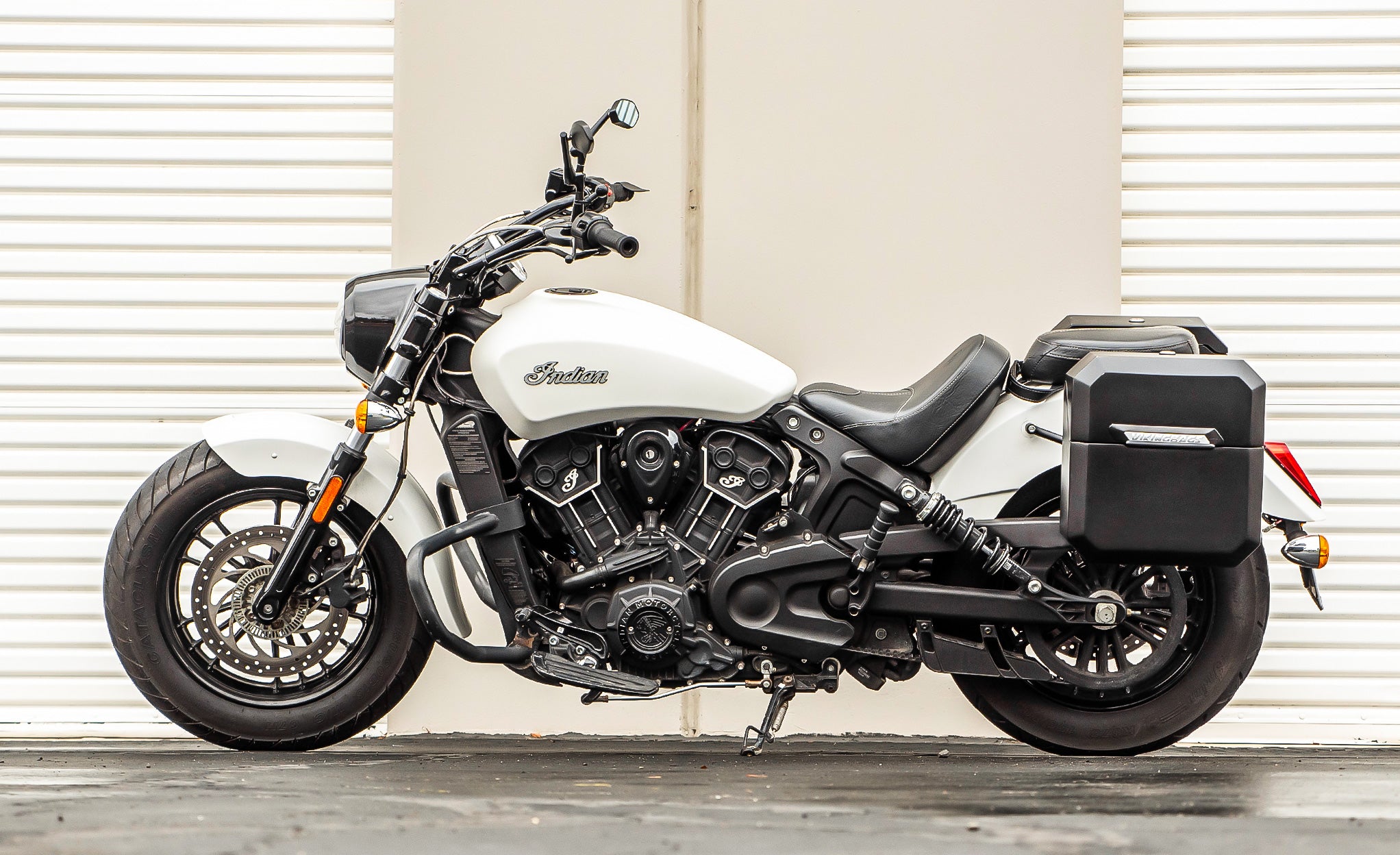 30L - Outlaw Quick-Mount Medium Indian Scout Sixty Matte Hard Saddlebags Life Style Photo @expand