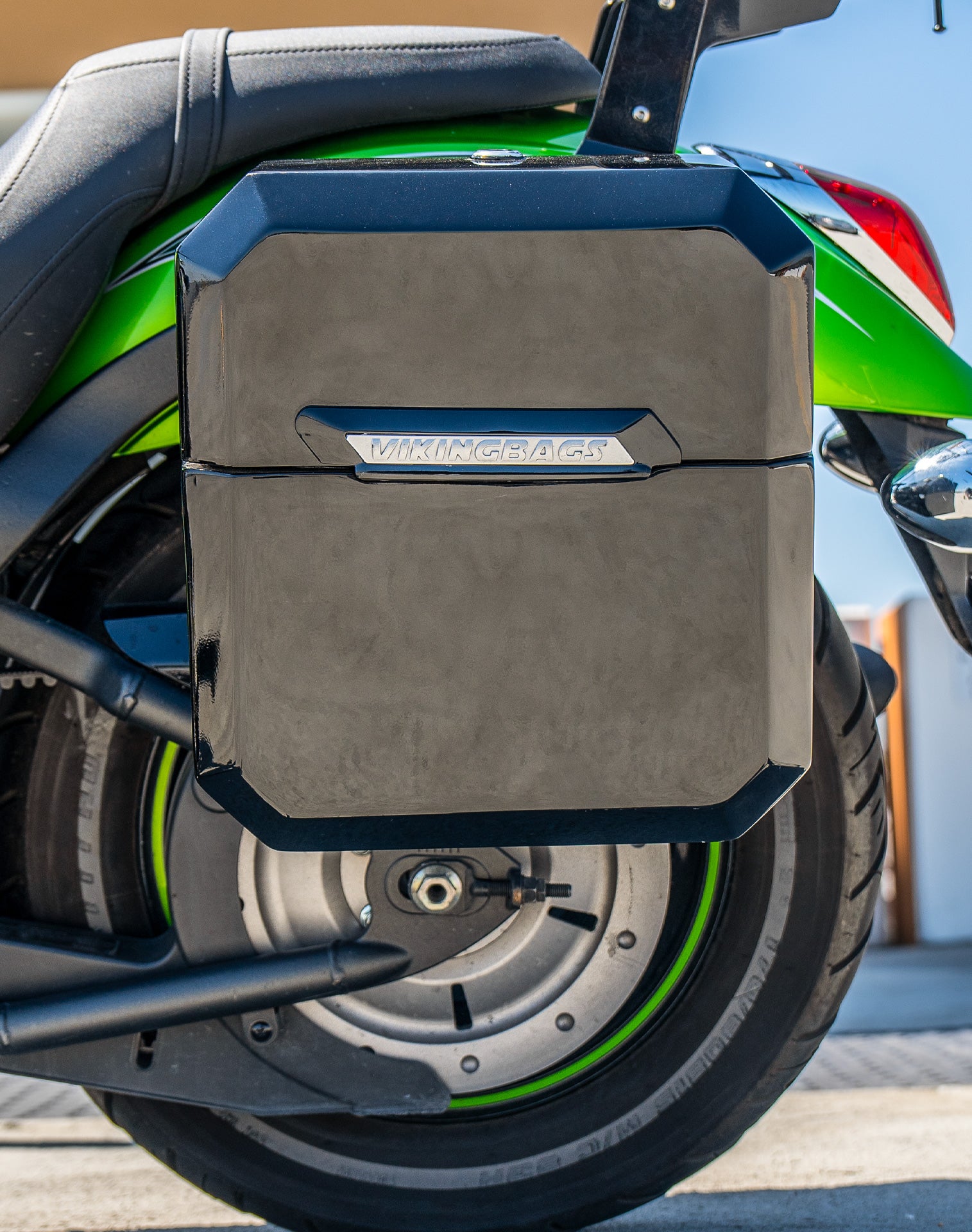 30L - Outlaw Quick Mount Medium Kawasaki Vulcan 900 Custom Painted Hard Saddlebags Life style 2