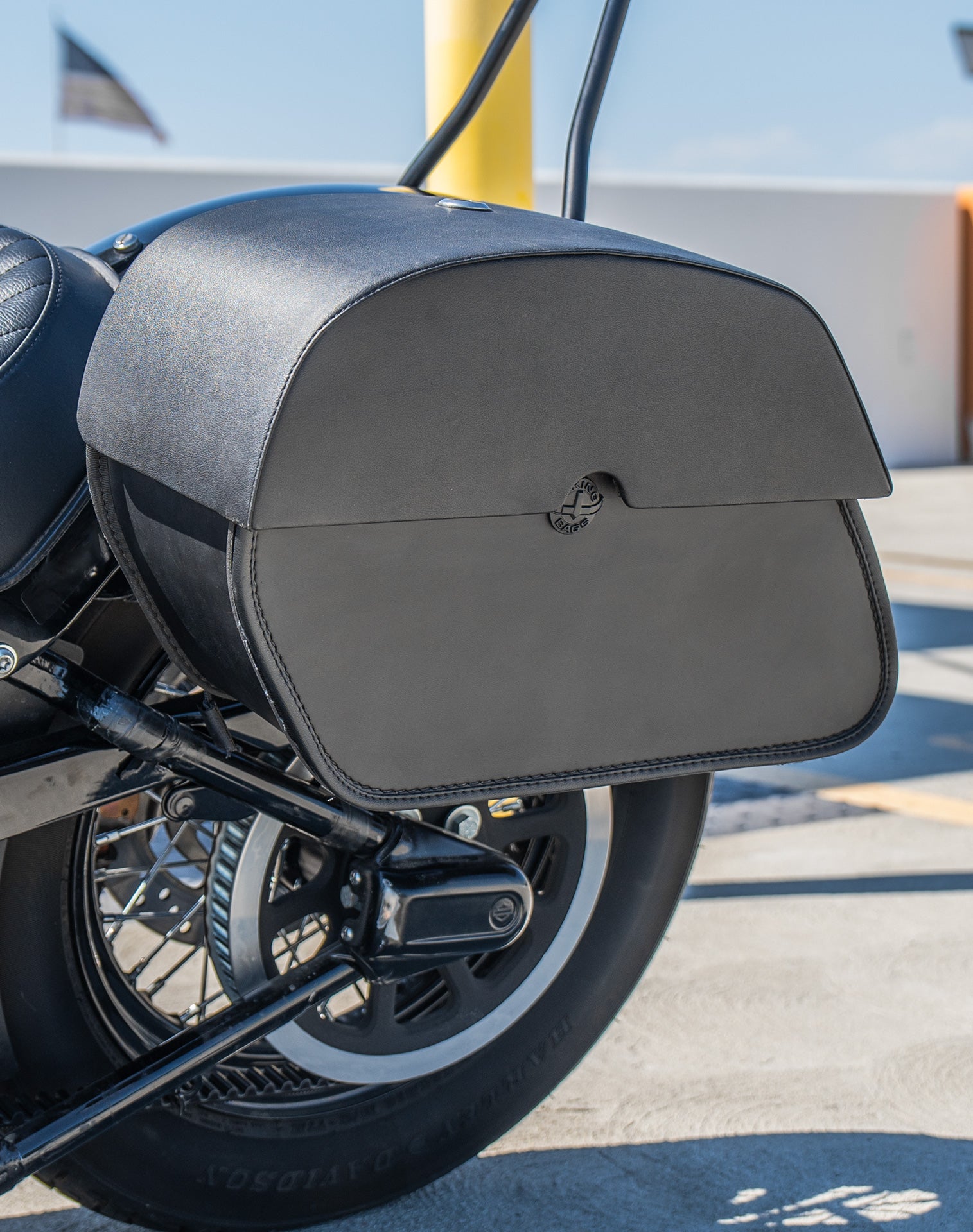 28L - Panzer Quick-Mount Medium Harley Softail Slim FLS Leather Saddlebags Life Style 3