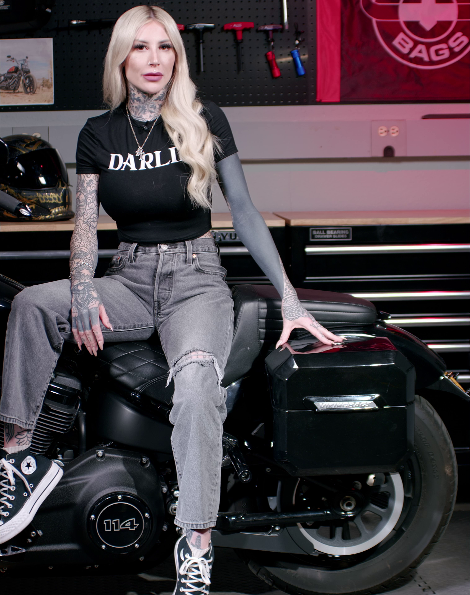 20L - Outlaw Quick-Mount Small Yamaha Bolt Specific Painted Hard Saddlebags Video