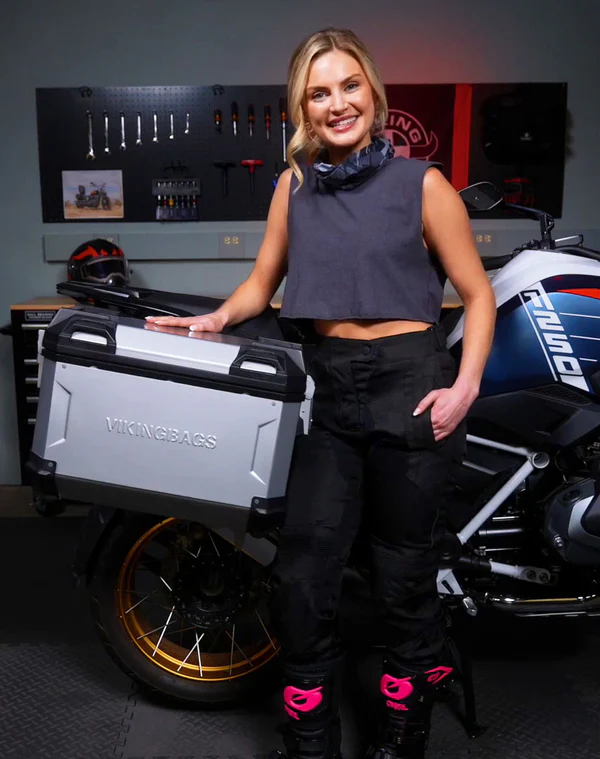 45L - Apex XL Yamaha Tenere 700 Aluminum Side Cases Silver Video