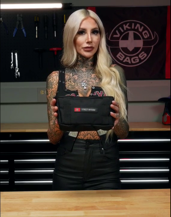 2L - Patriot Indian Motorcycle Handlebar Bag Video