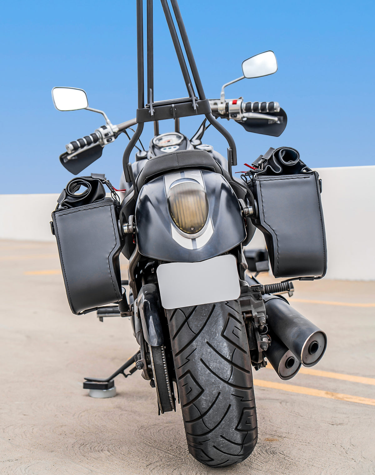 30L - SpiritBlade Roll-Top Large Kawasaki Vulcan 900 Custom Motorcycle Leather Saddlebags Vertical Lifestyle