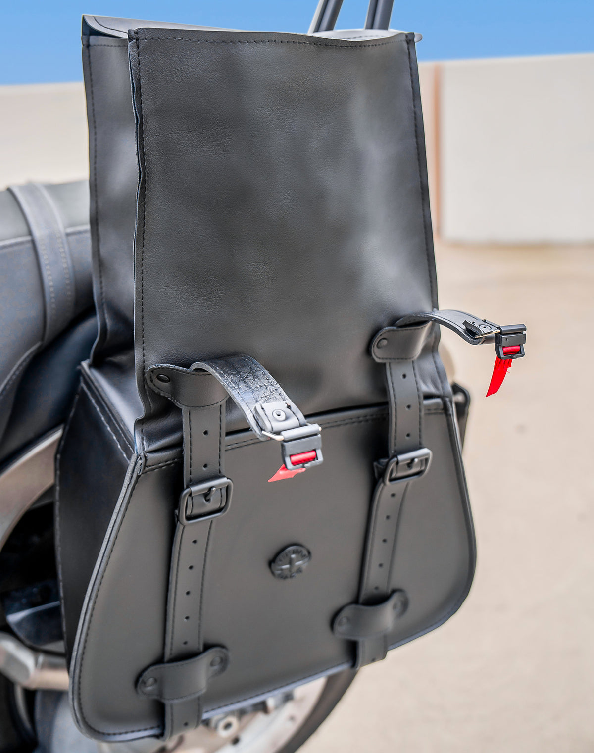 30L - SpiritBlade Roll-Top Large Kawasaki Vulcan 900 Custom Motorcycle Leather Saddlebags Vertical Lifestyle 