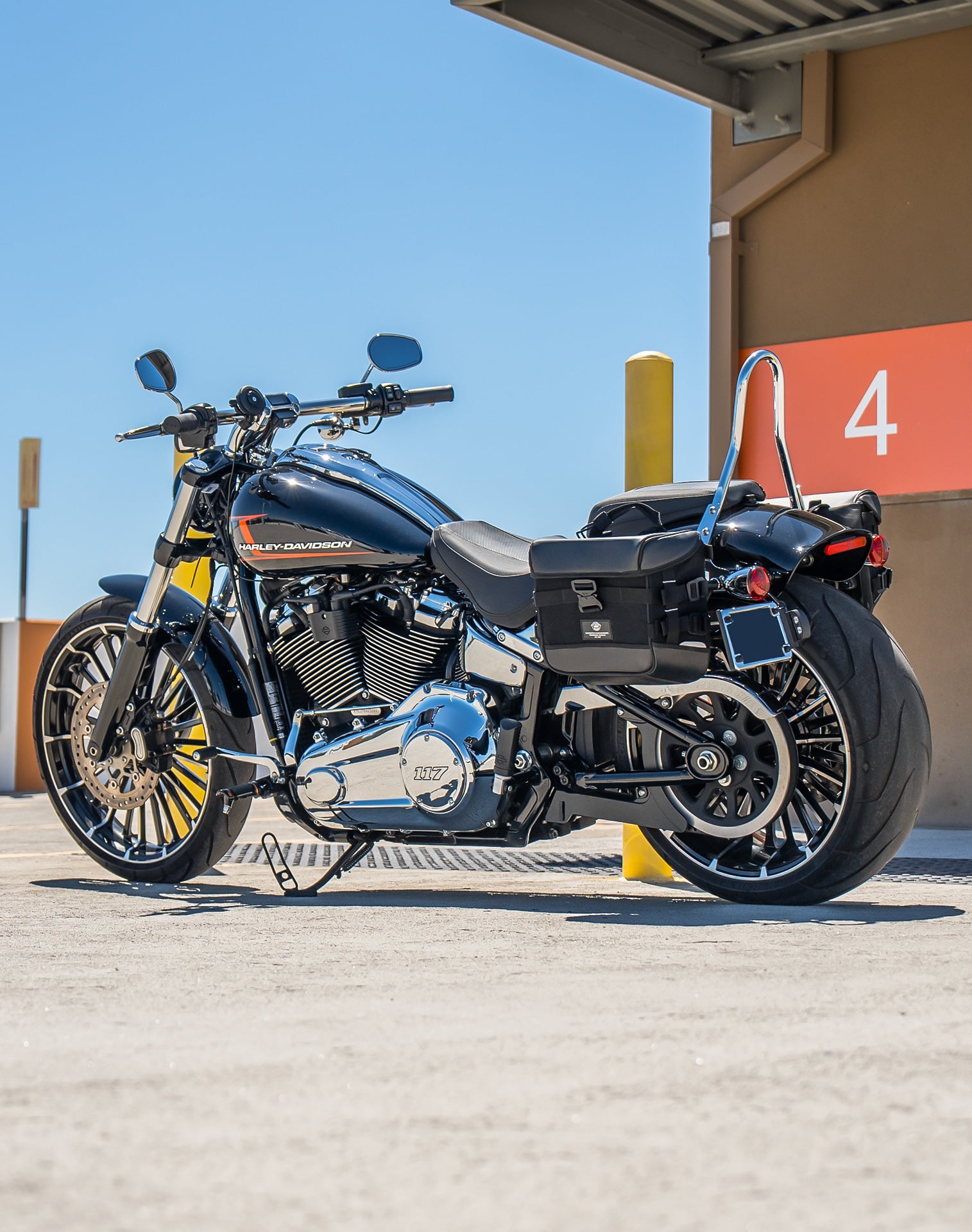 10L - Incognito Quick Mount Small Harley Softail Breakout FXBR/S Solo Saddlebag (Left Only) Lifestyle