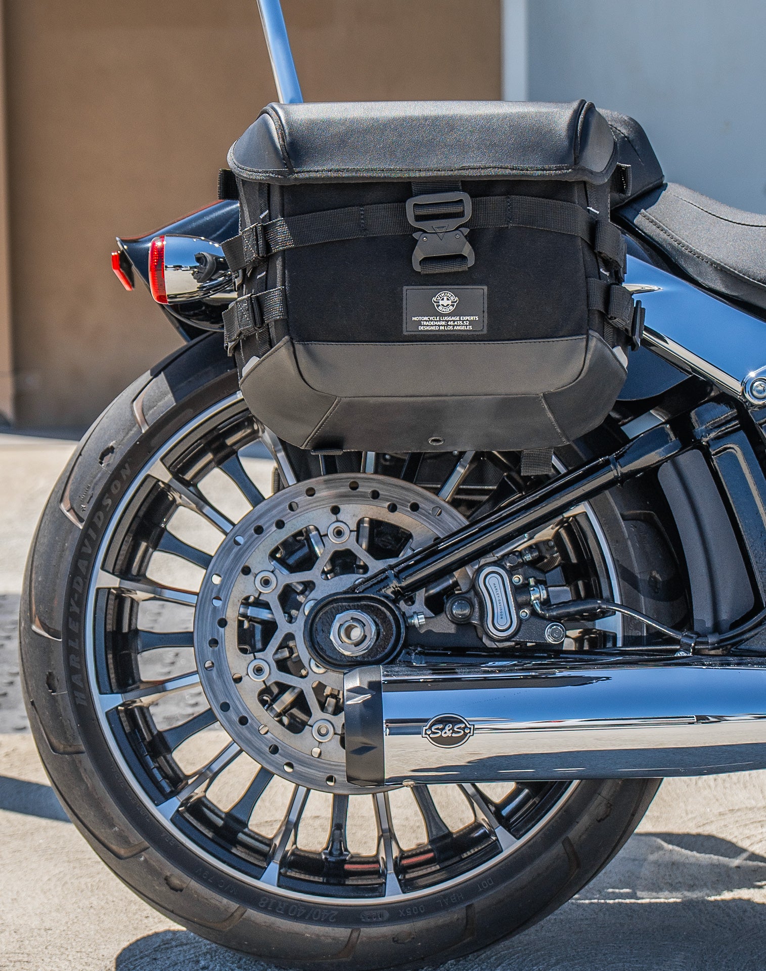 10L - Incognito Quick Mount Small Harley Softail Breakout FXBR/S Solo Saddlebag (Right Only) Lifestyle