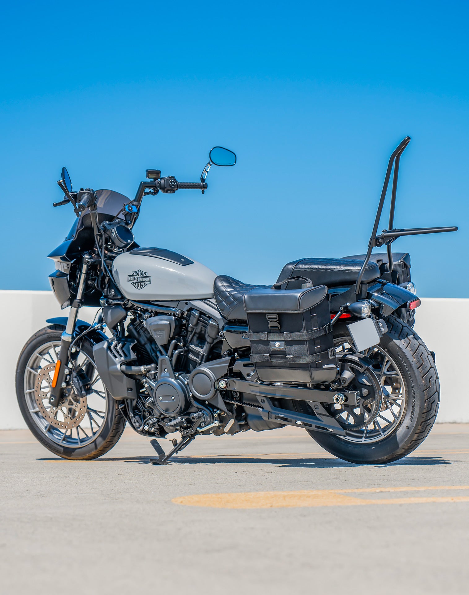 15L - Incognito Quick Mount Medium Harley Sportster Nightster RH975/S Solo Saddlebag (Left Only)